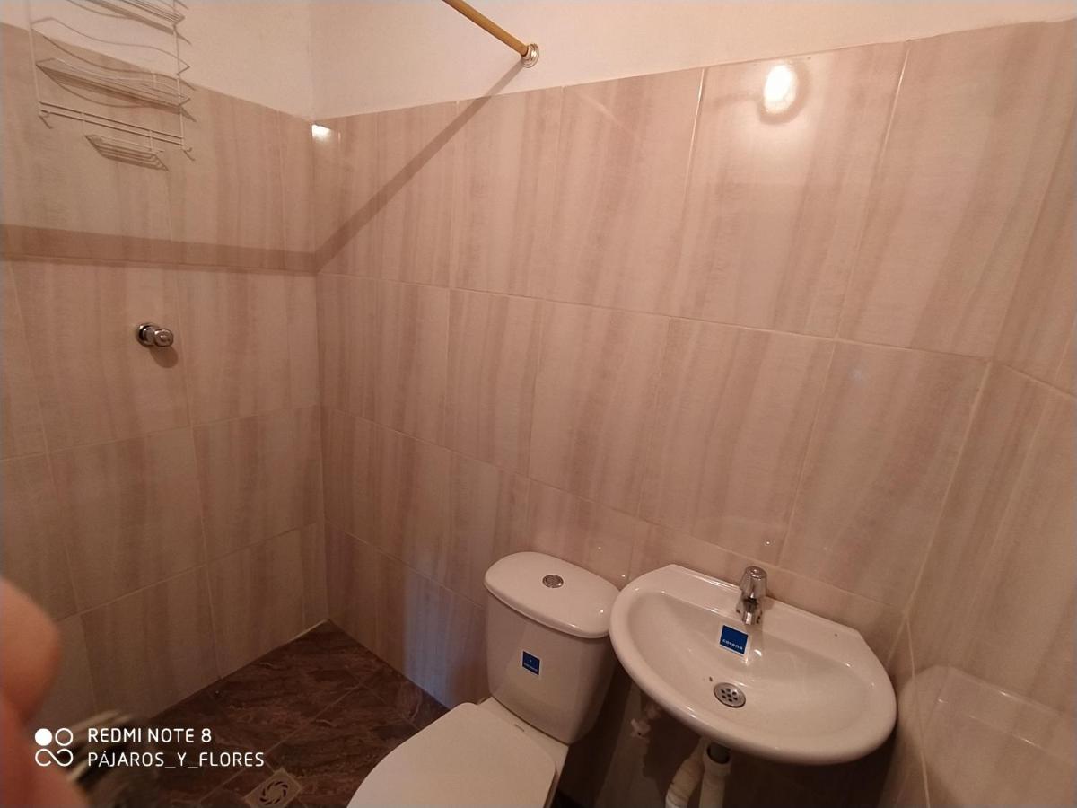 Family Room with Private Bathroom photo 2