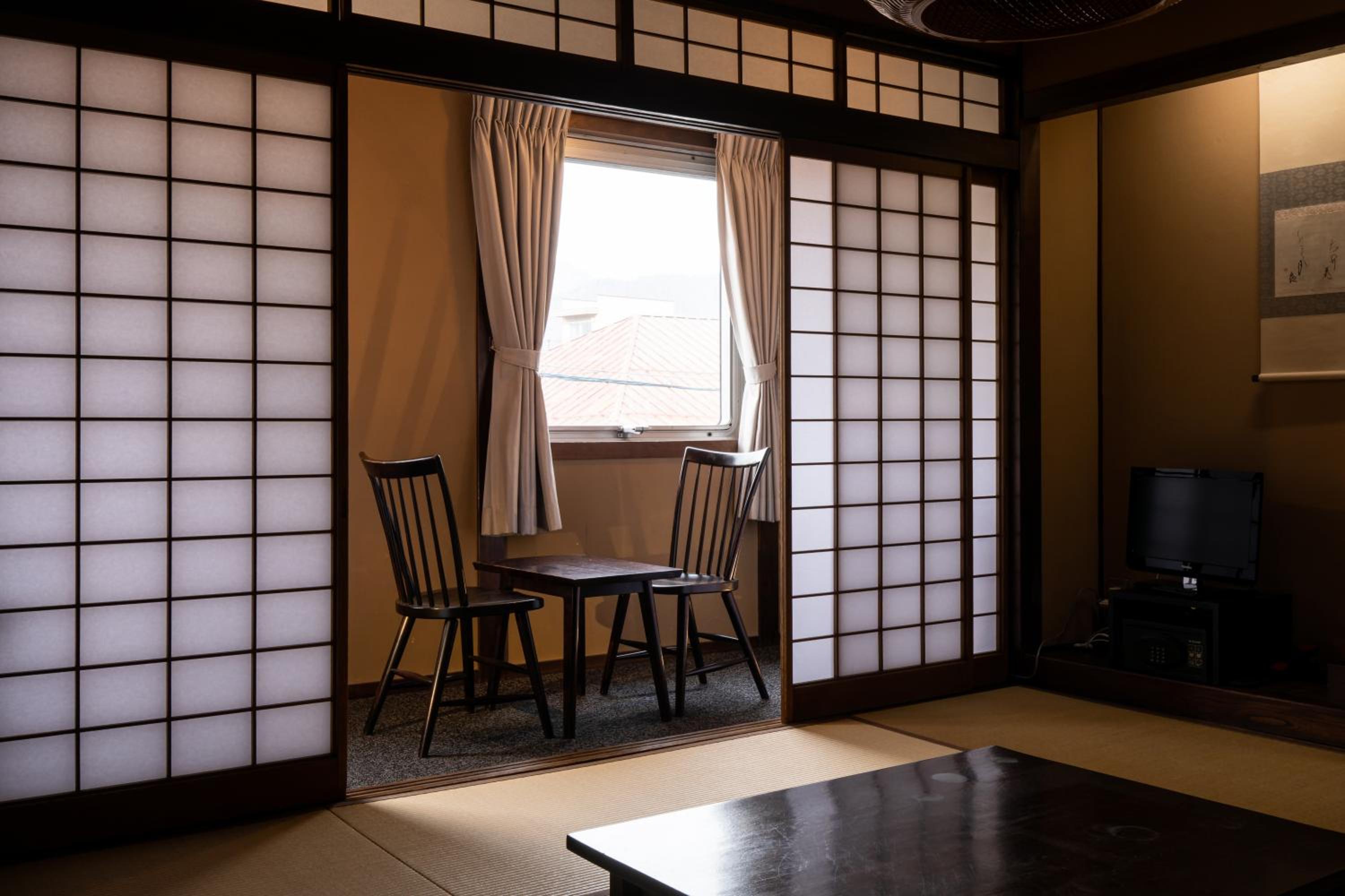 Room Selected at Check-In - Non-Smoking - Photo 3