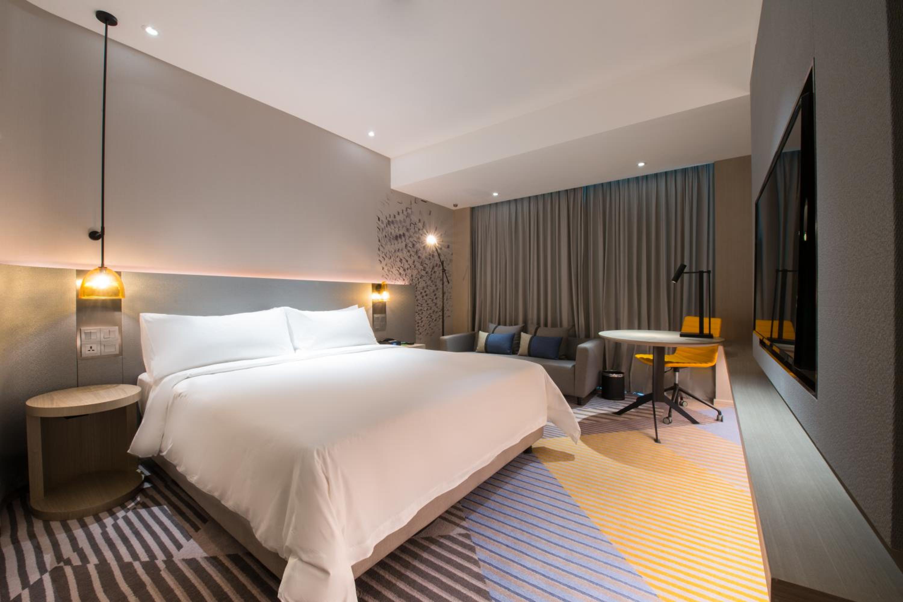 Standard King Room - Accessible