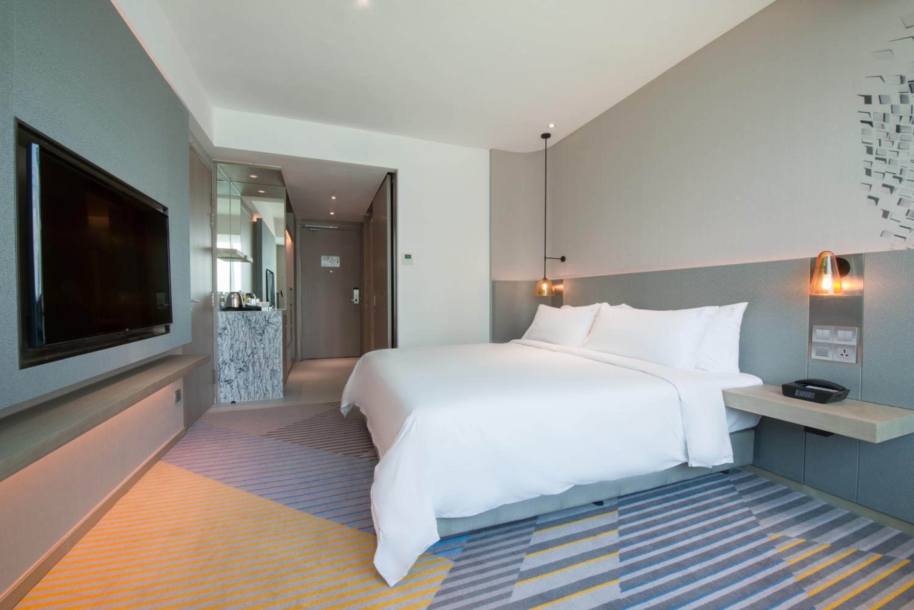 Standard King Room - Accessible