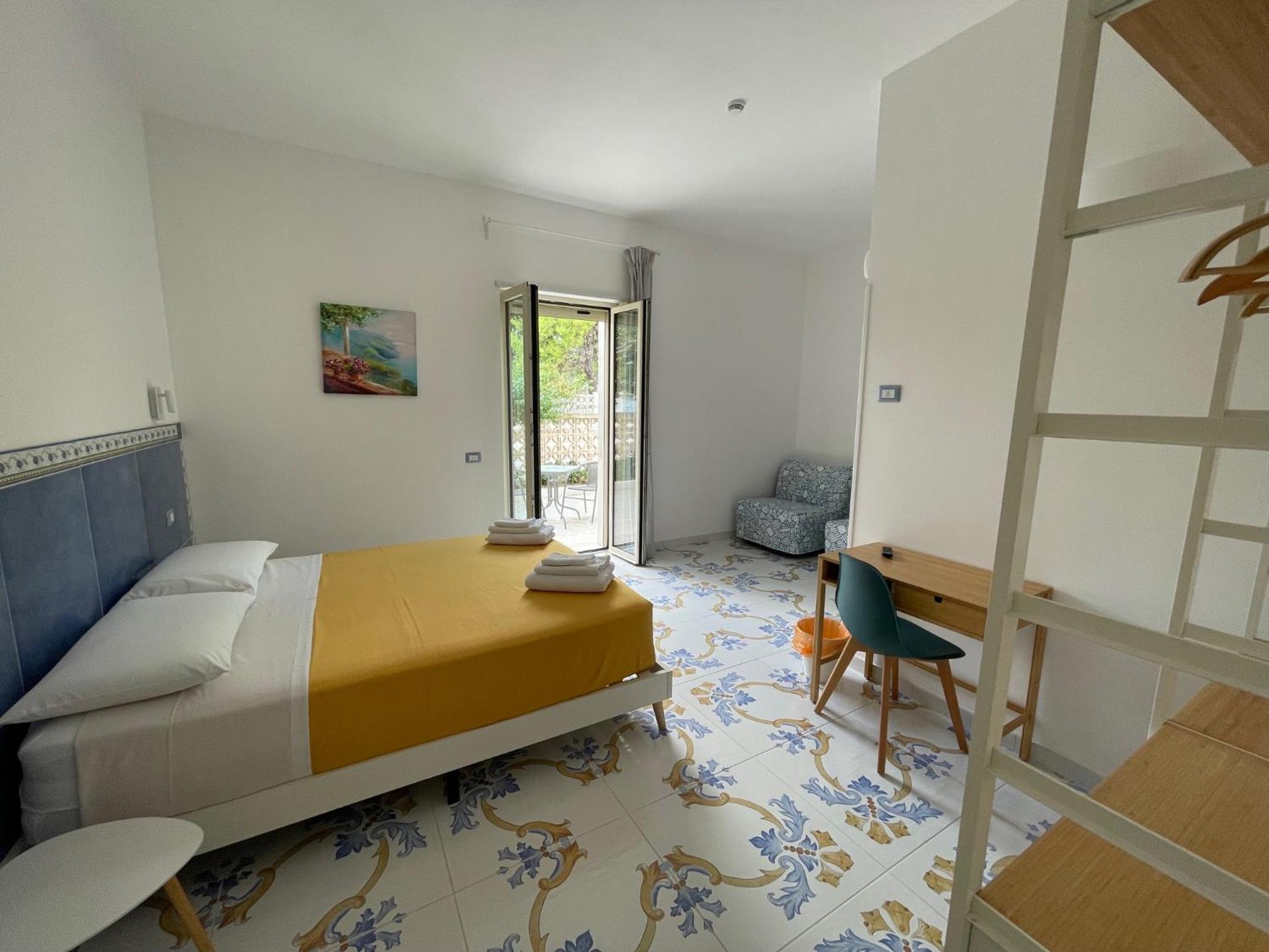 Quadruple Room with Terrace photo 1