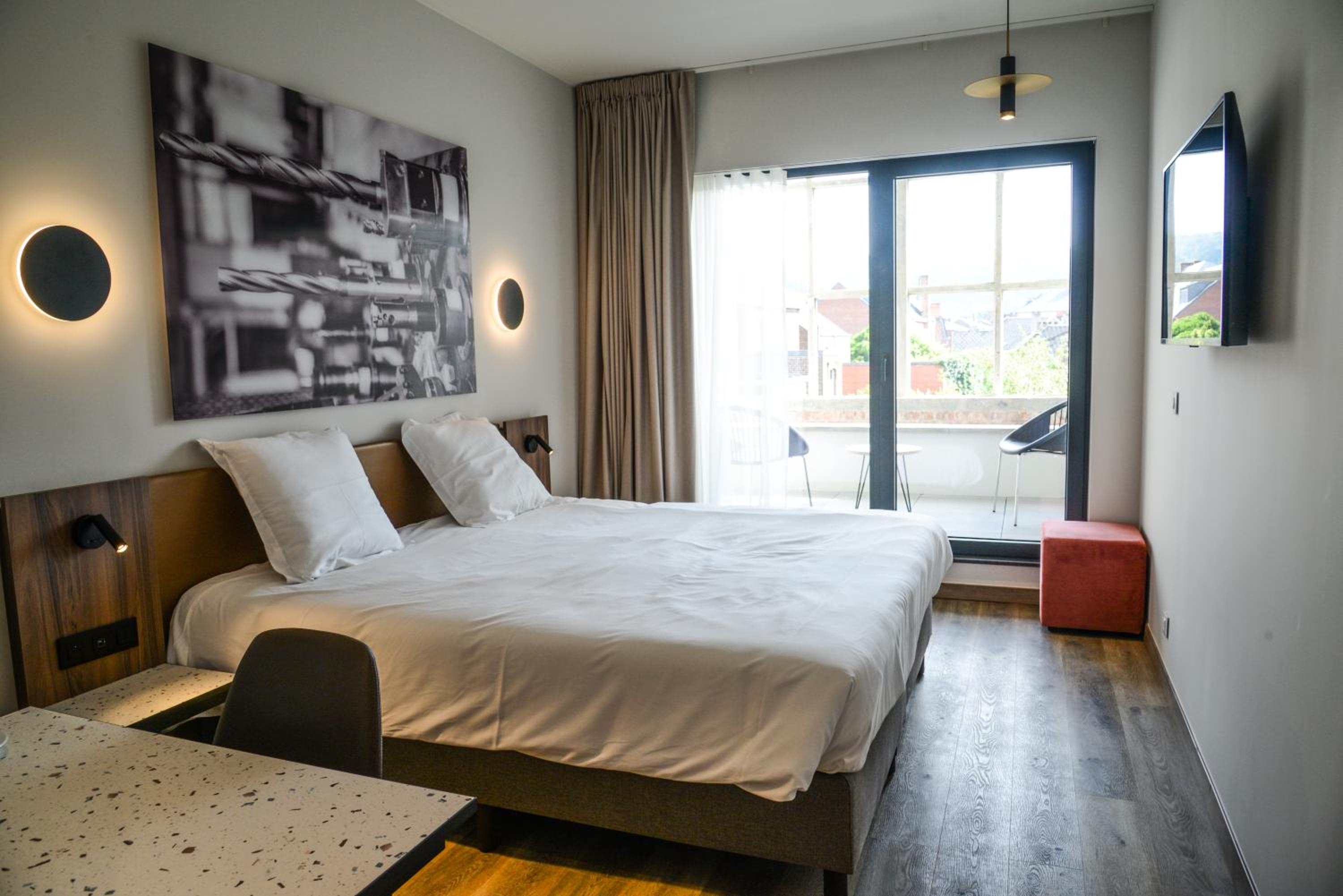 Superior King Room