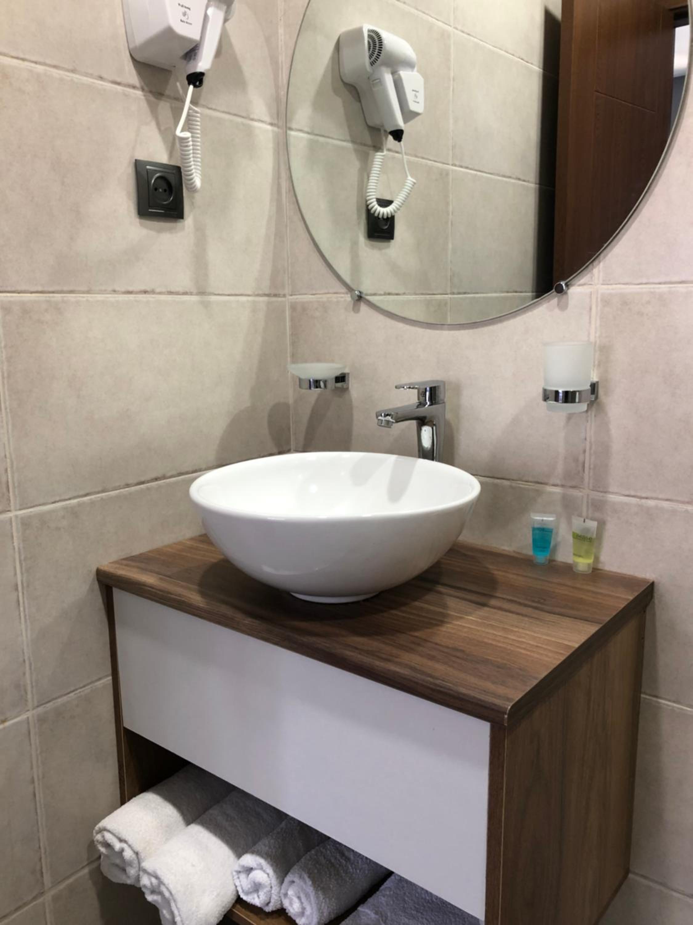 Economy Twin Room