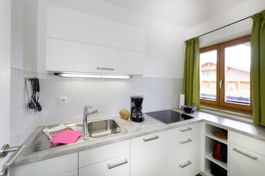 Apartment with Mountain View photo 3