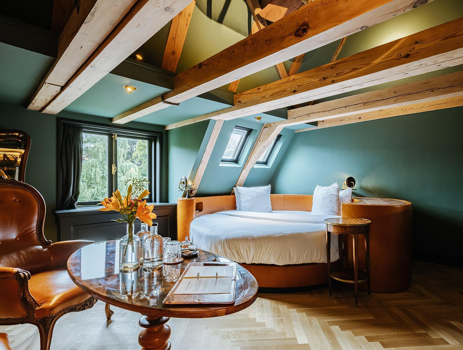 Grand Deluxe Double Room (Cornelis Drebbel)