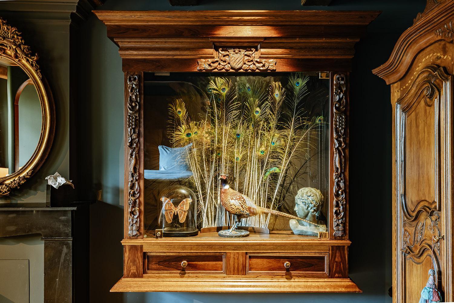 Signature Double Room with Canal View (Rembrandt van Rijn)