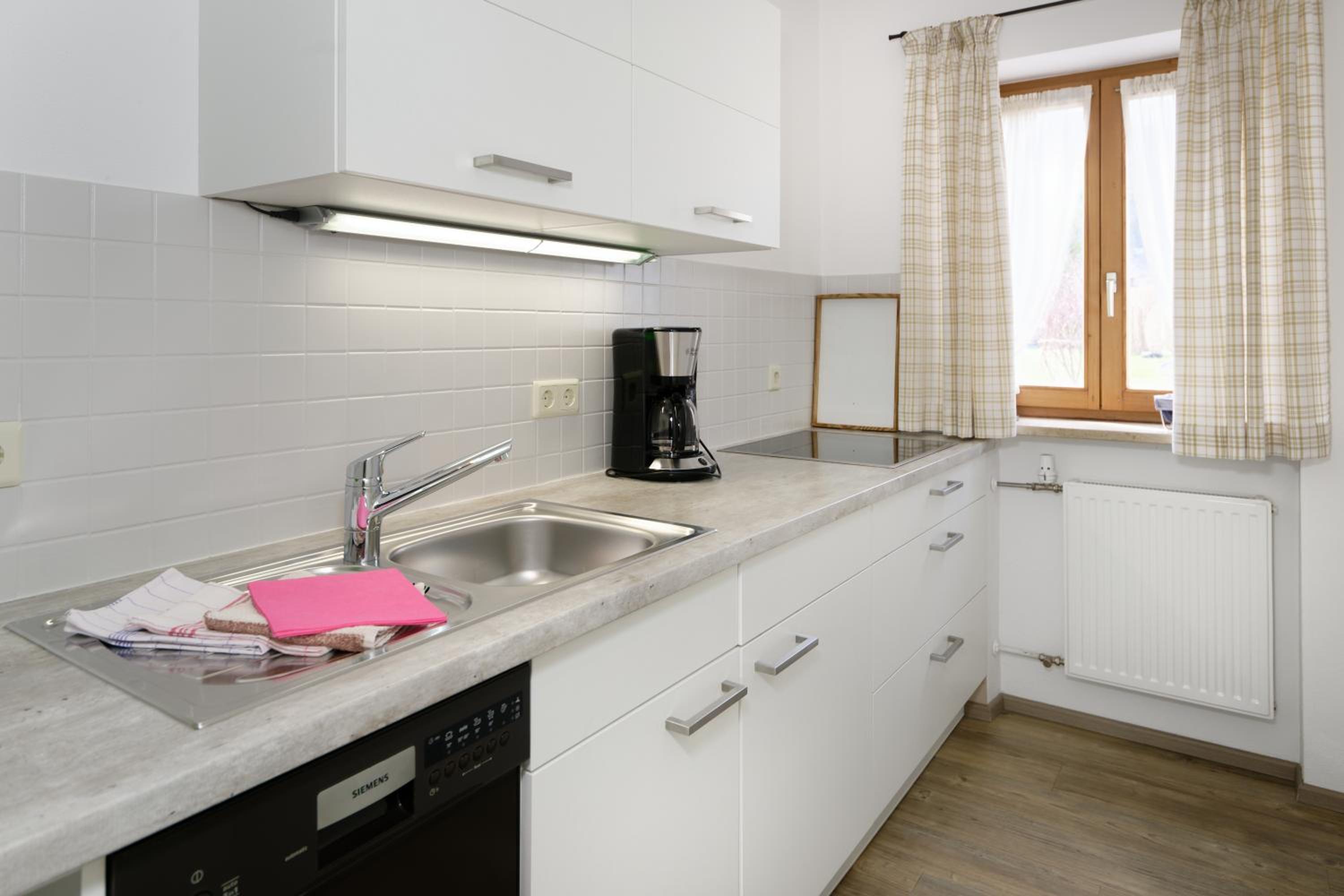 Apartment - Ground Floor photo 3