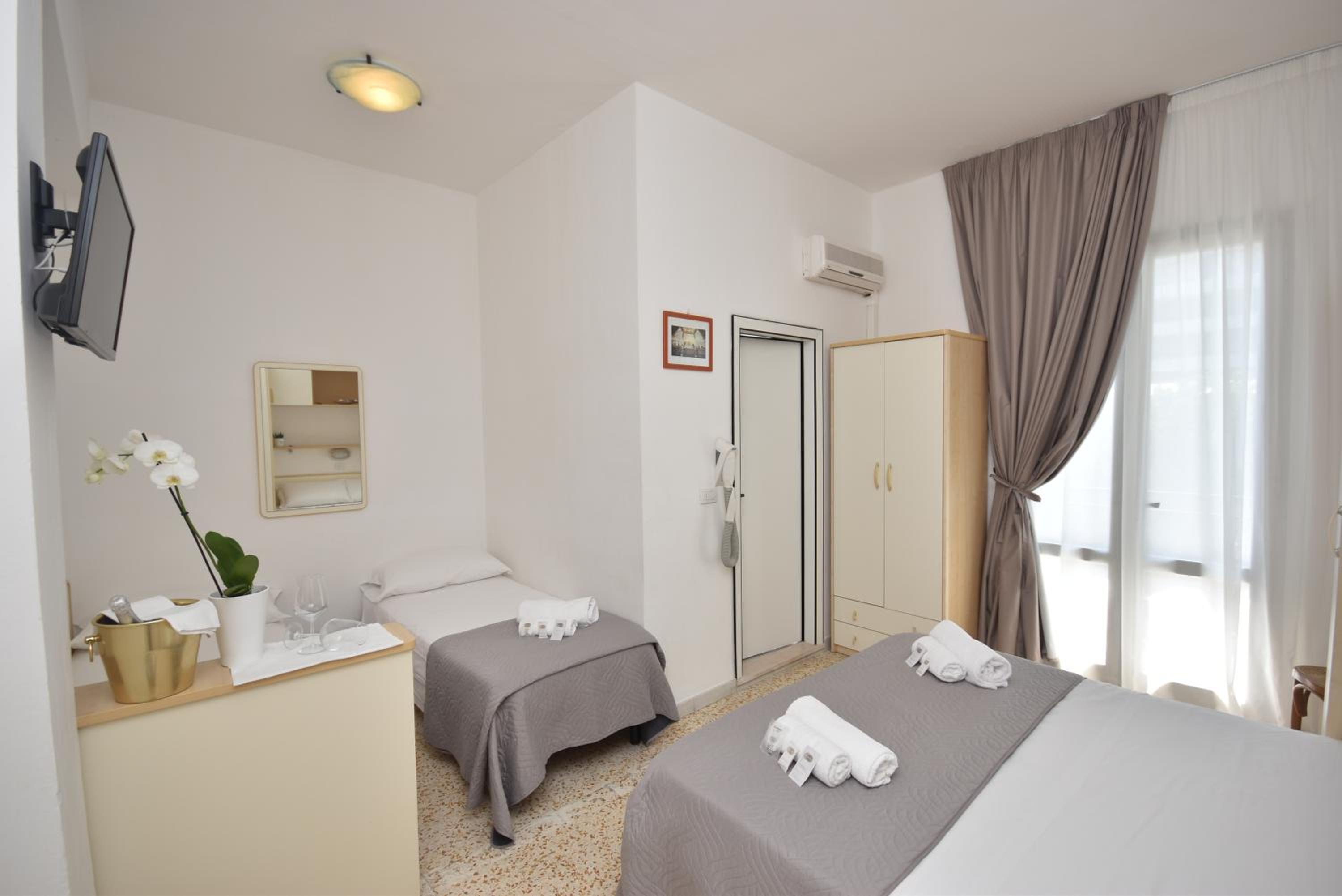 Quadruple Room with Balcony