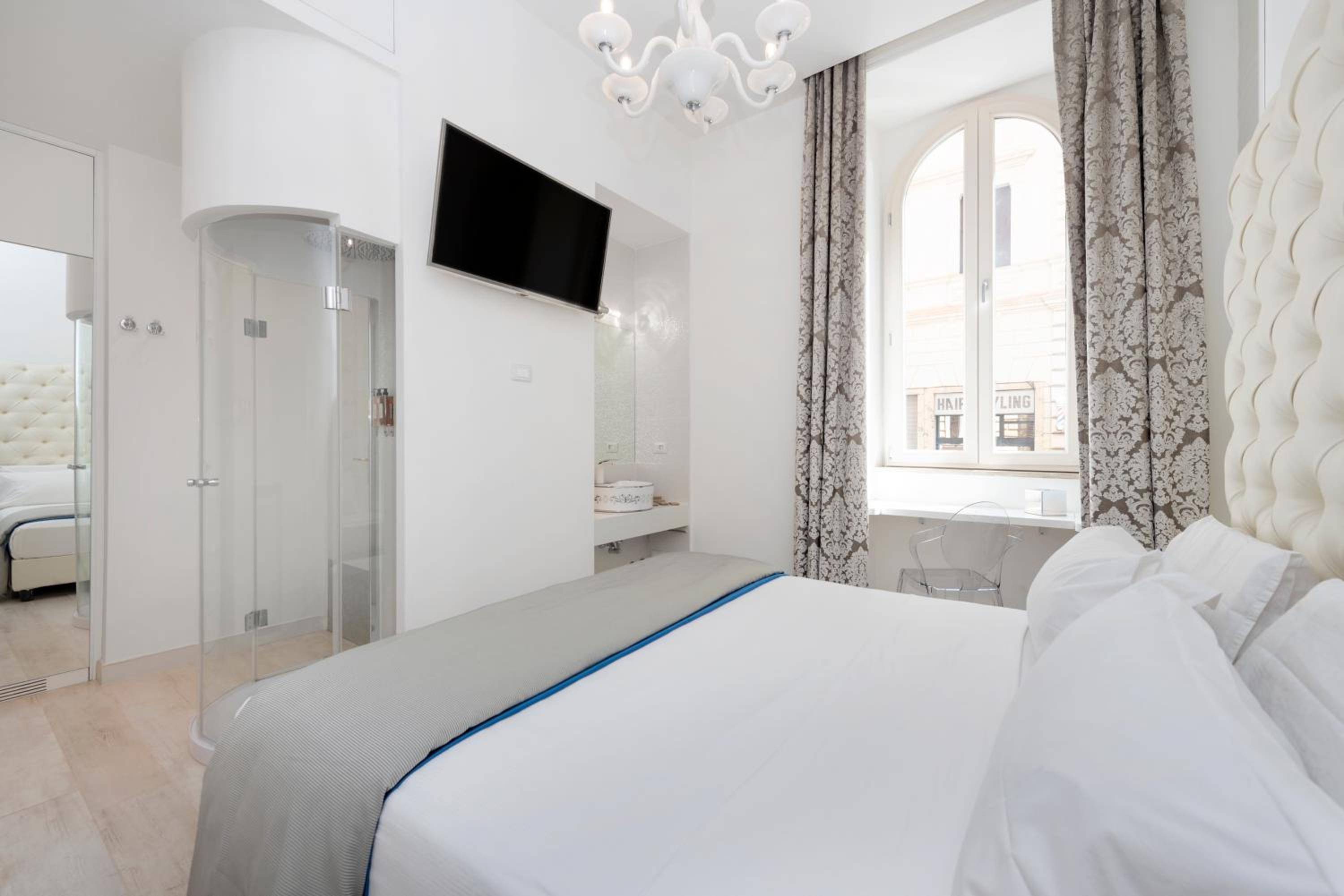 Double Room photo 3