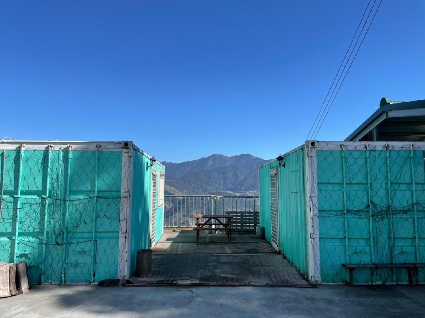 Double Room with Mountain View - Photo 7