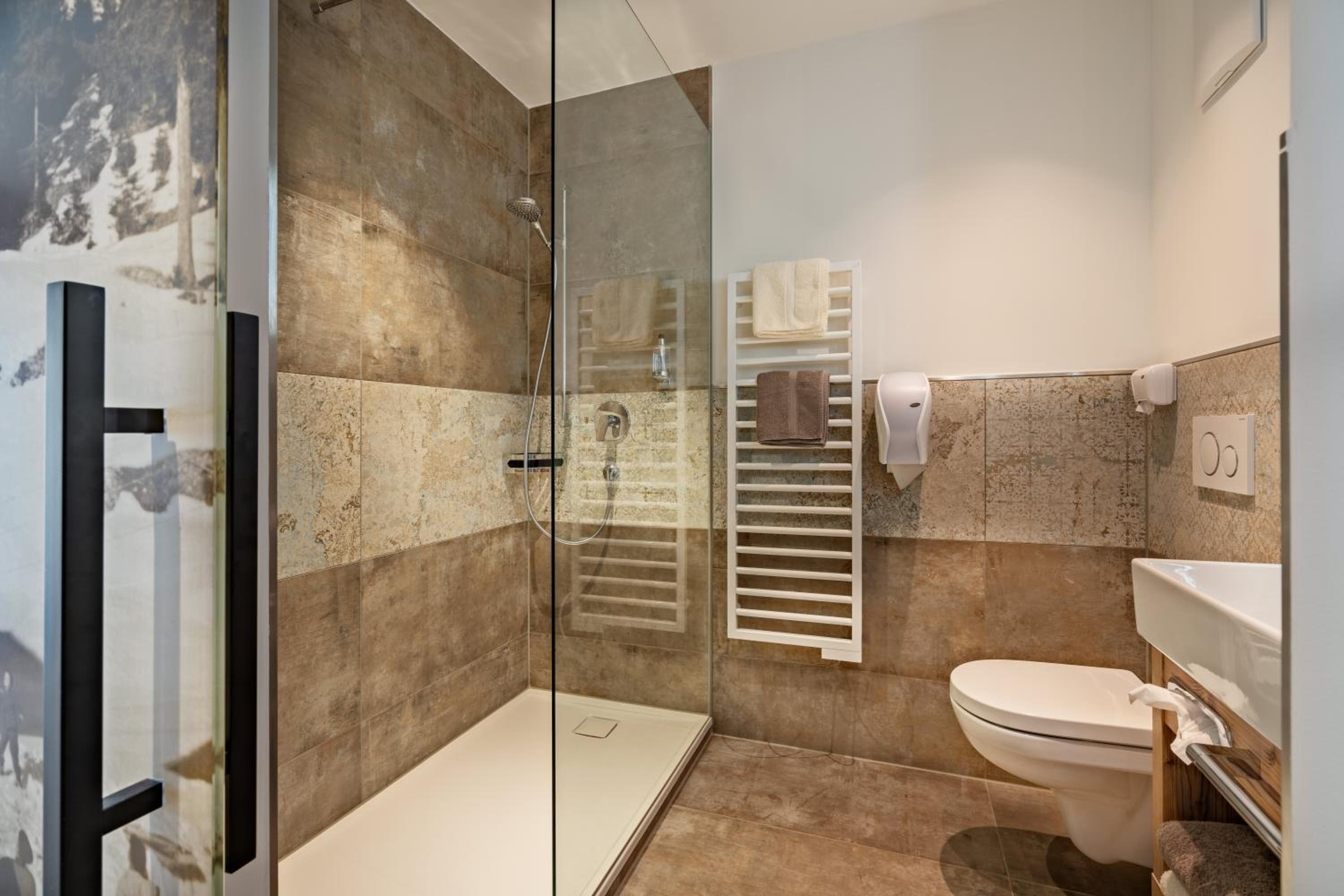 Deluxe Double Room - Photo 5
