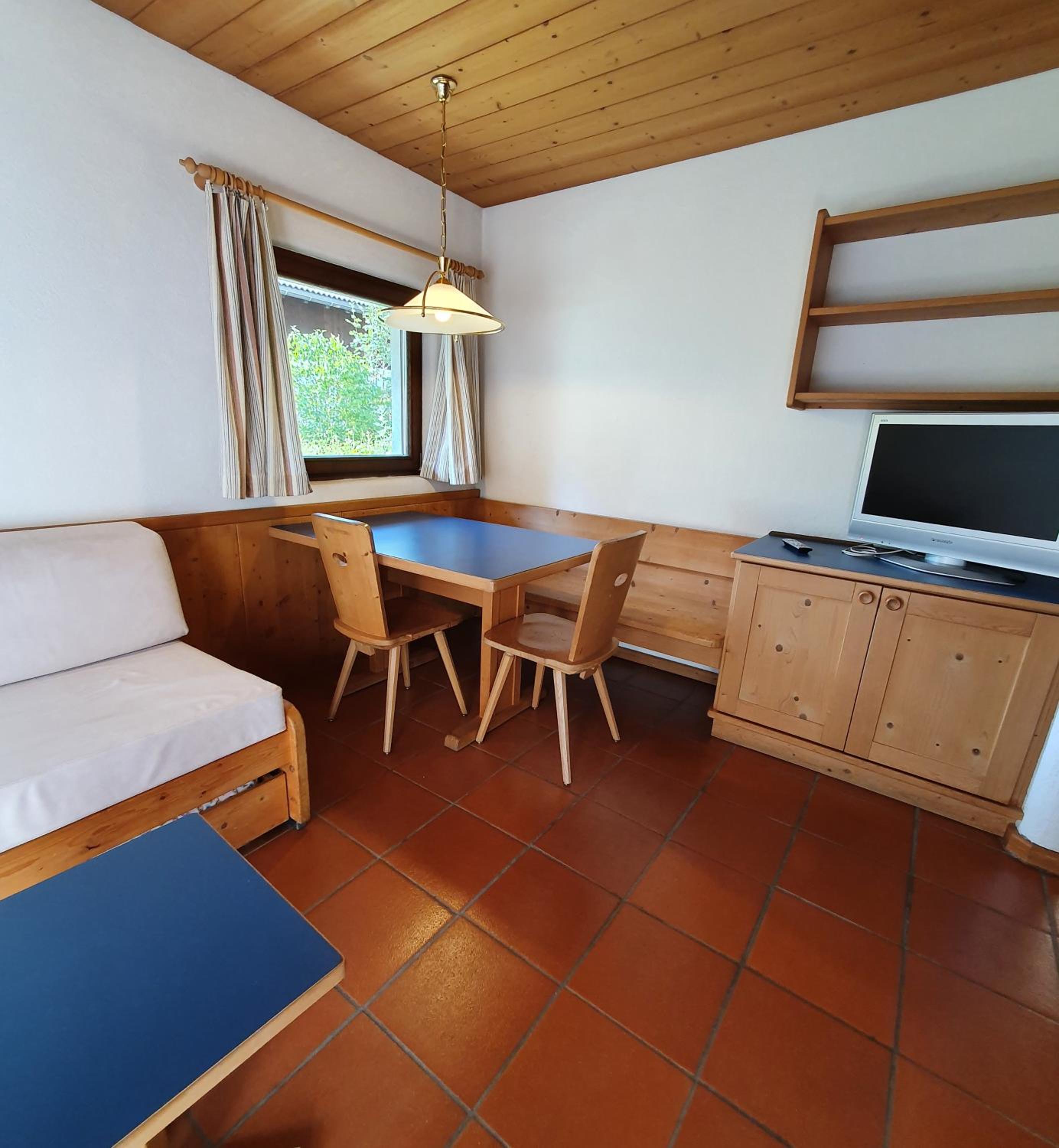 Studio Apartment photo 2