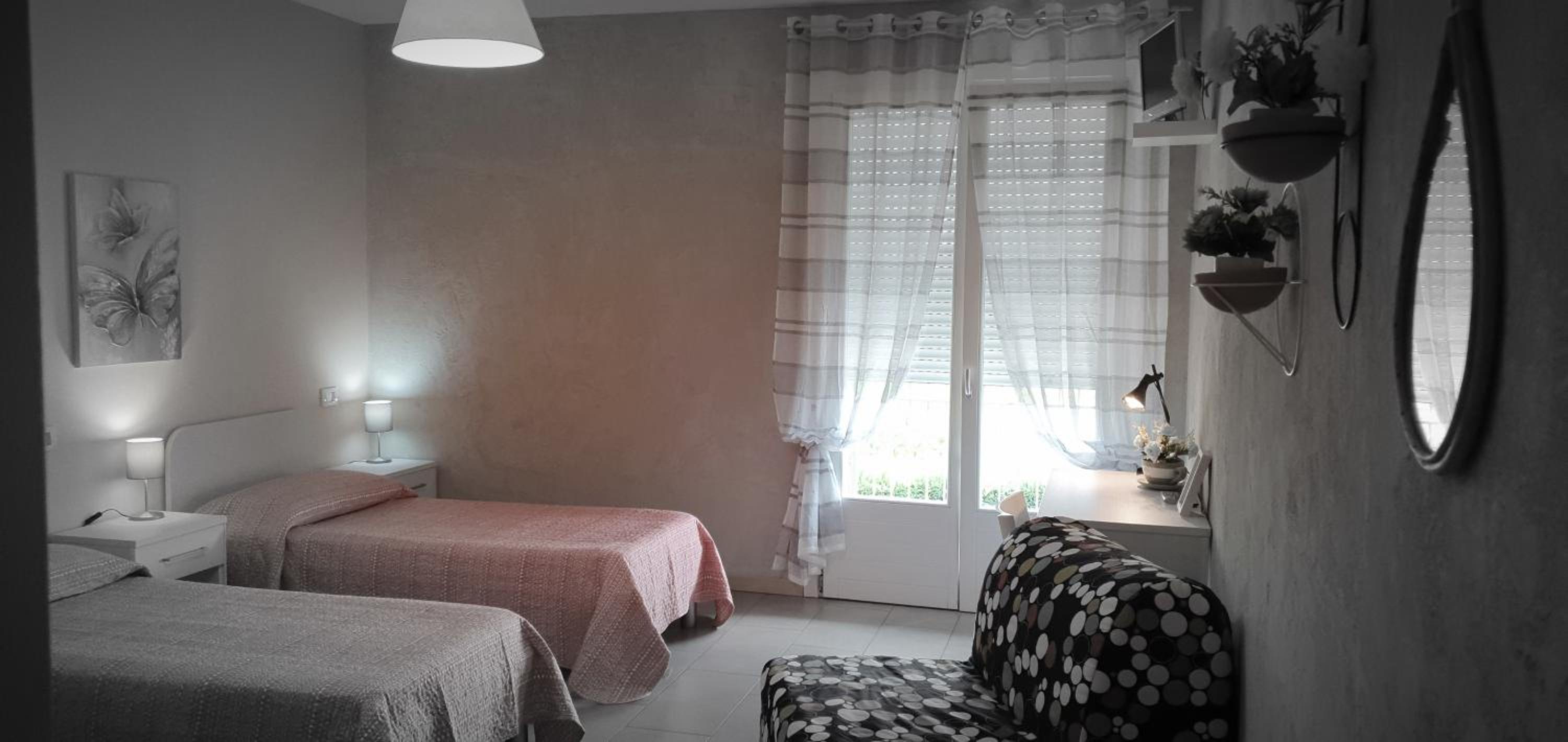 Triple Room - Photo 10