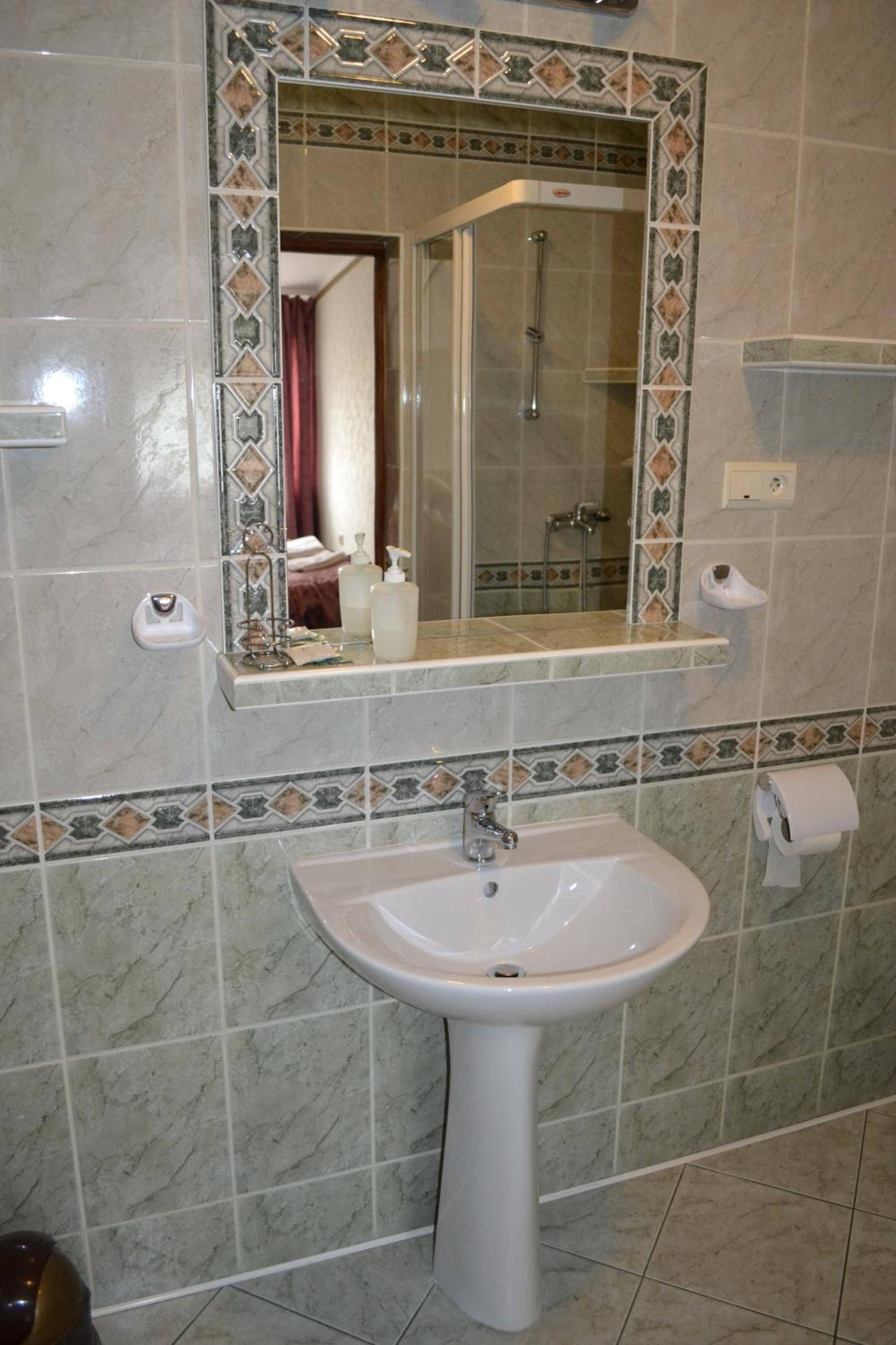 Apartment - Photo 11