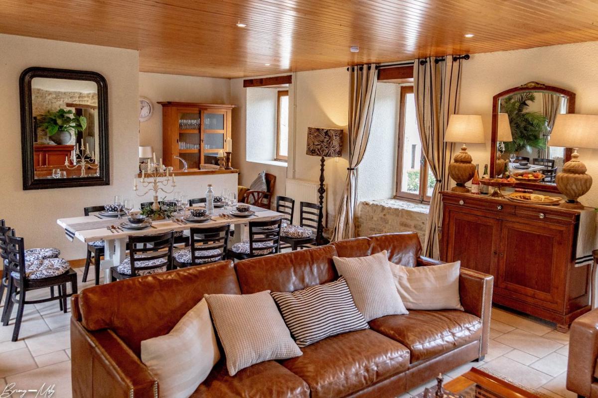 Three-Bedroom House photo 1