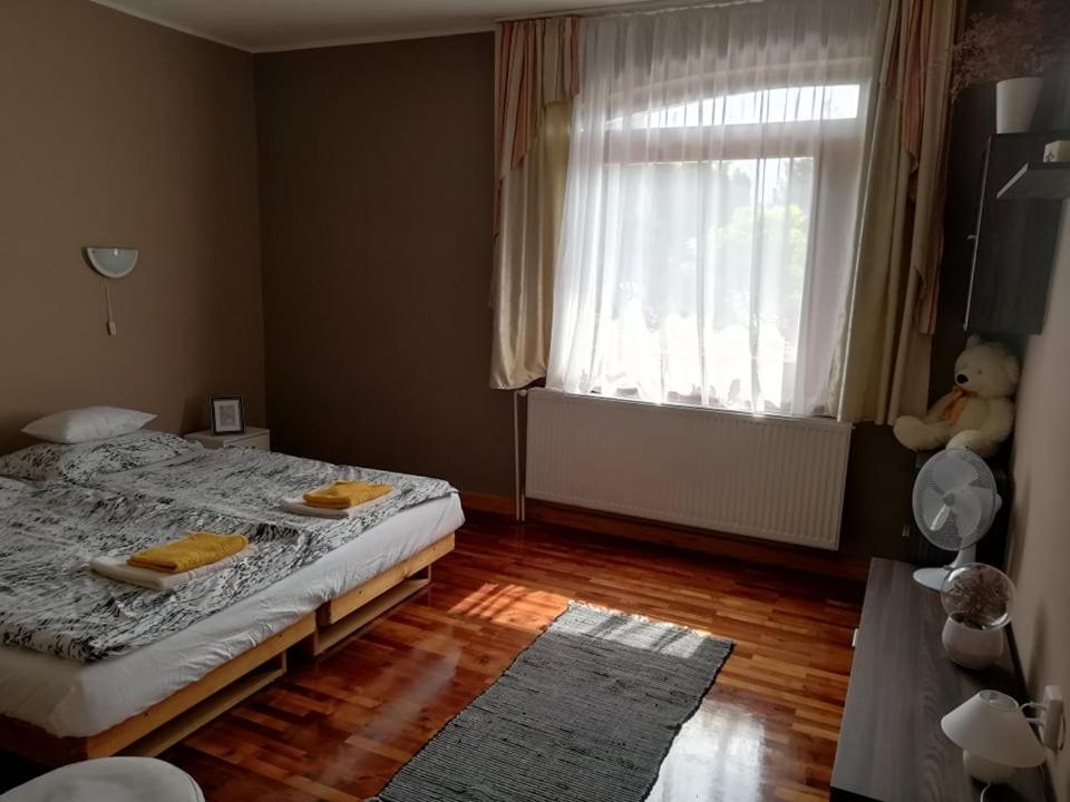 Three-Bedroom Apartment - Photo 12