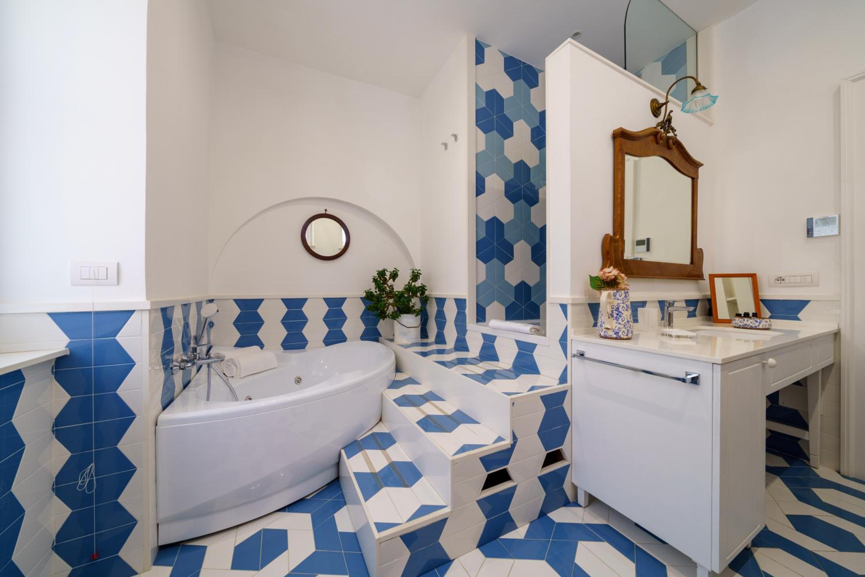 Junior Suite with Terrace photo 2