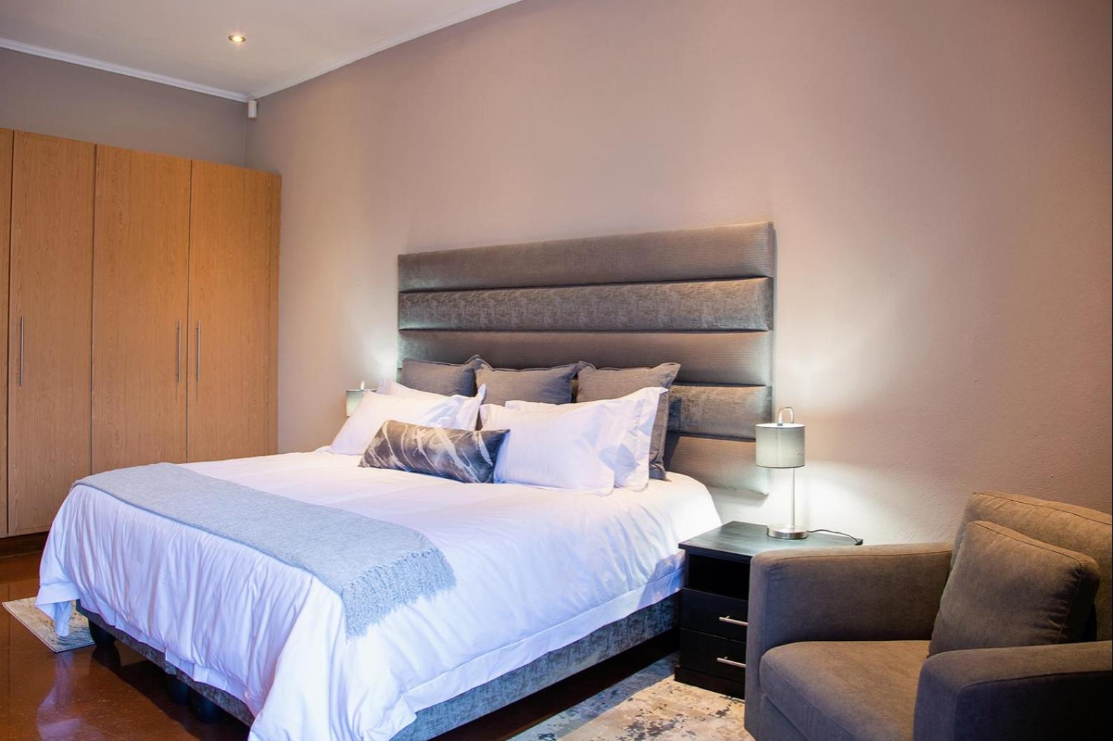 Deluxe Double Room photo 2