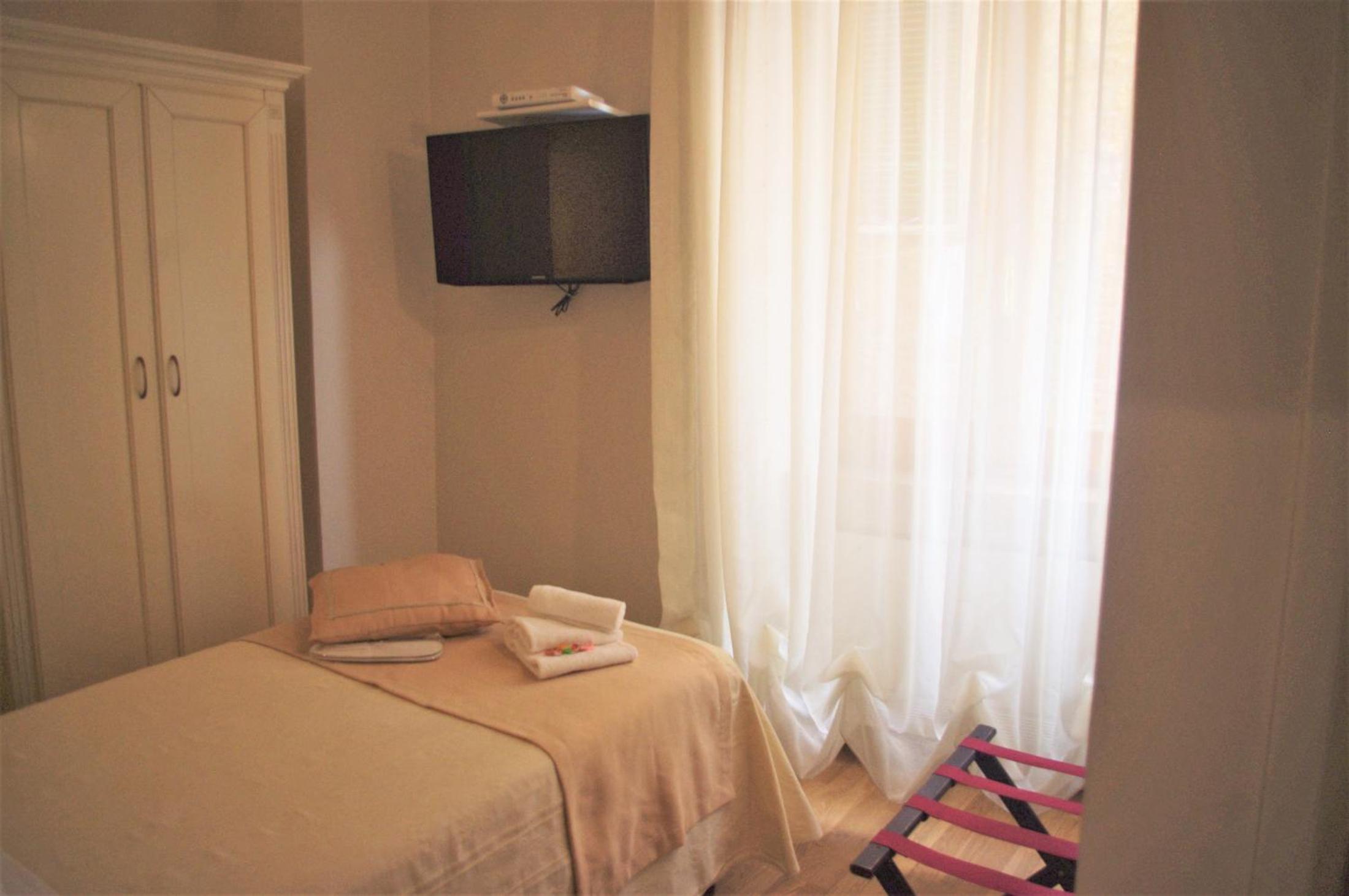 Deluxe Single Room photo 2