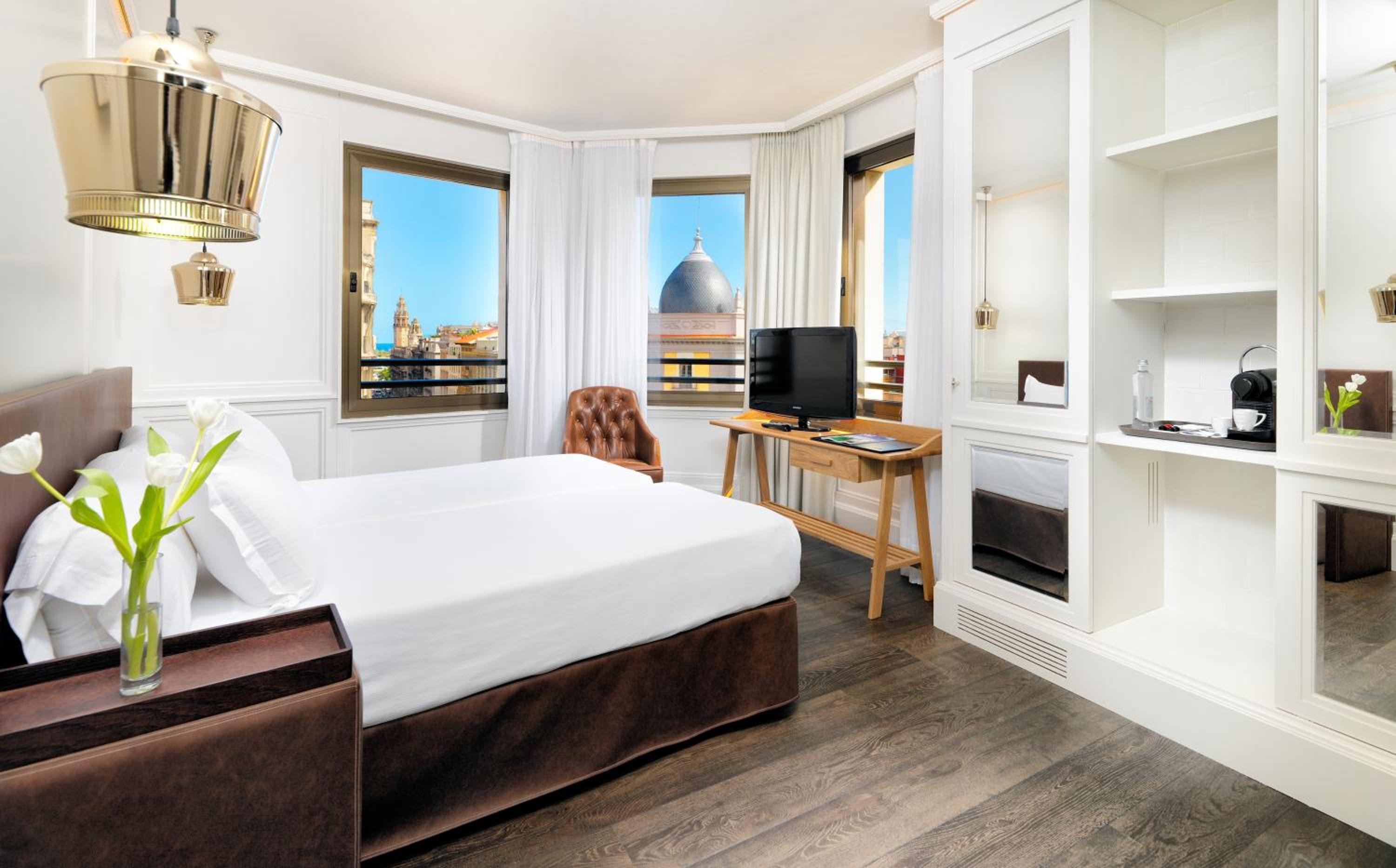 Habitación Doble con Vista a la Ciudad