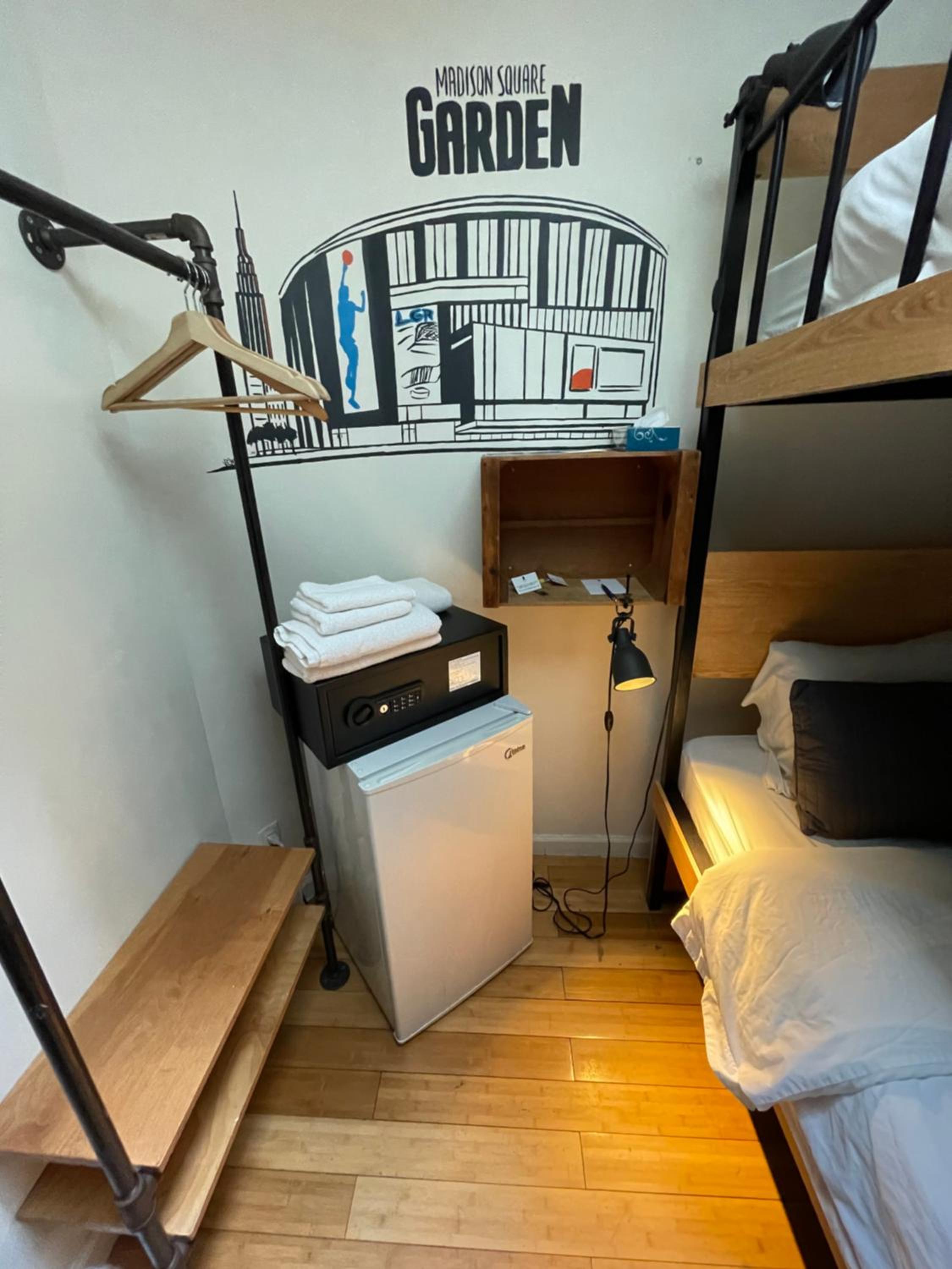 Small Double or Twin Room photo 3