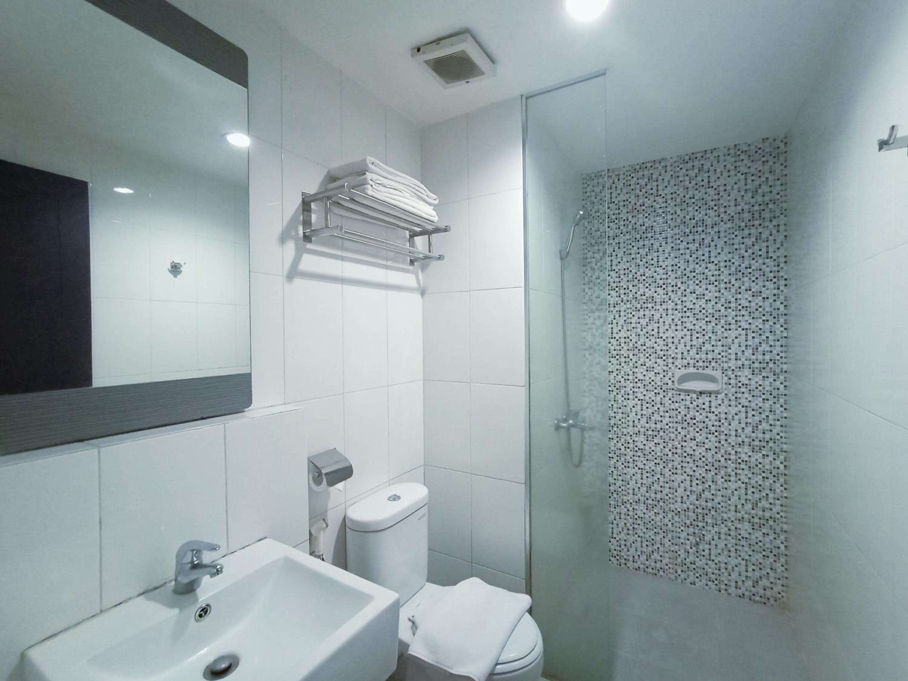 Deluxe Triple Room photo 2