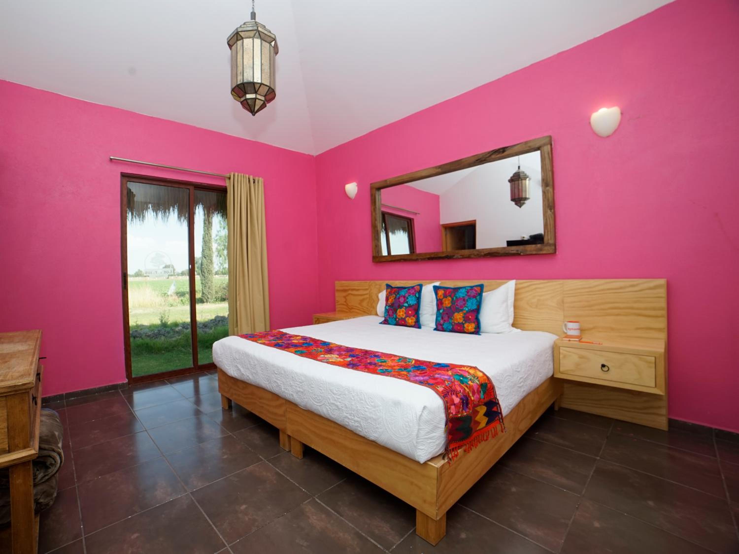 Standard Queen Room