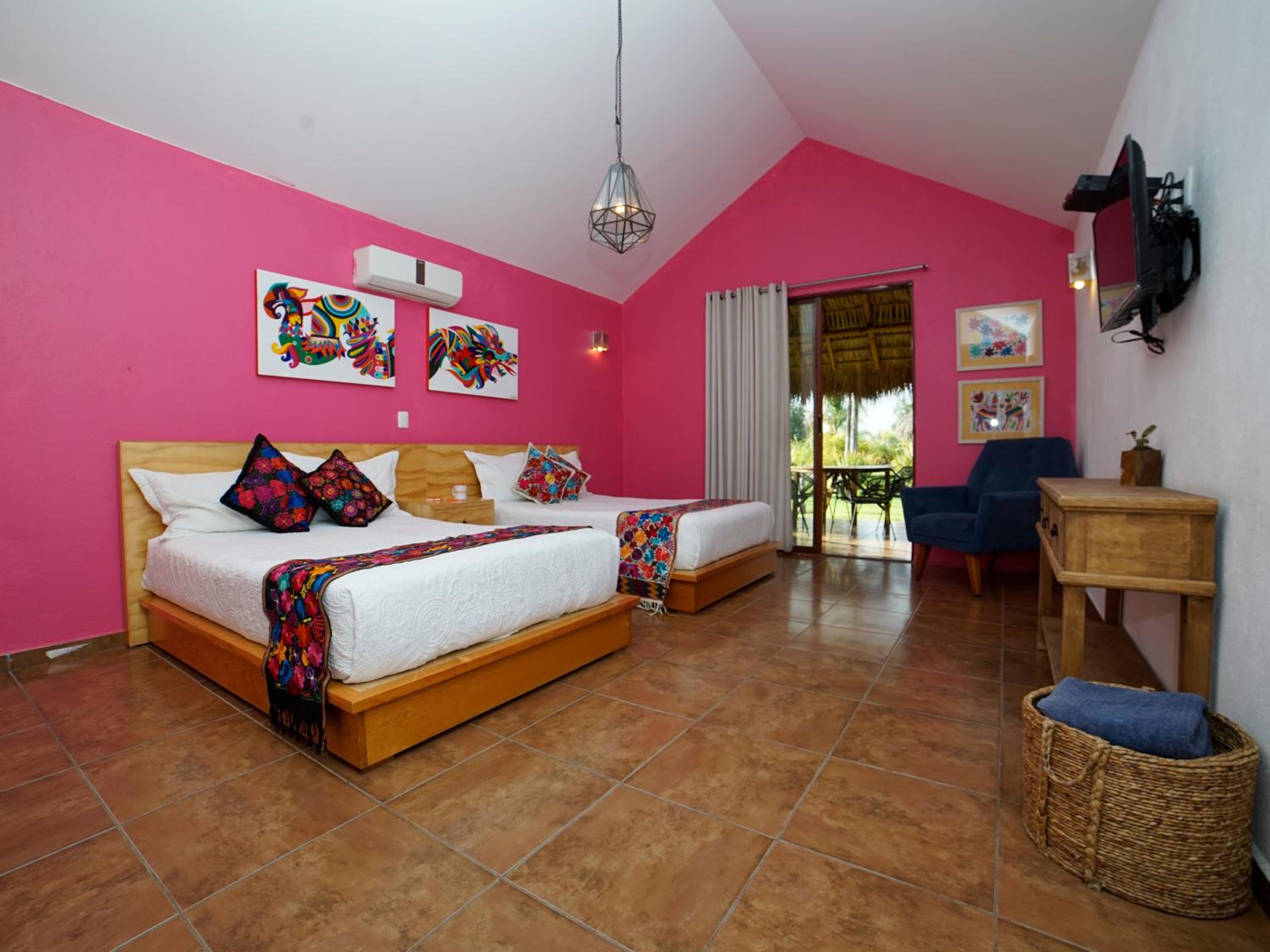Standard Twin Room