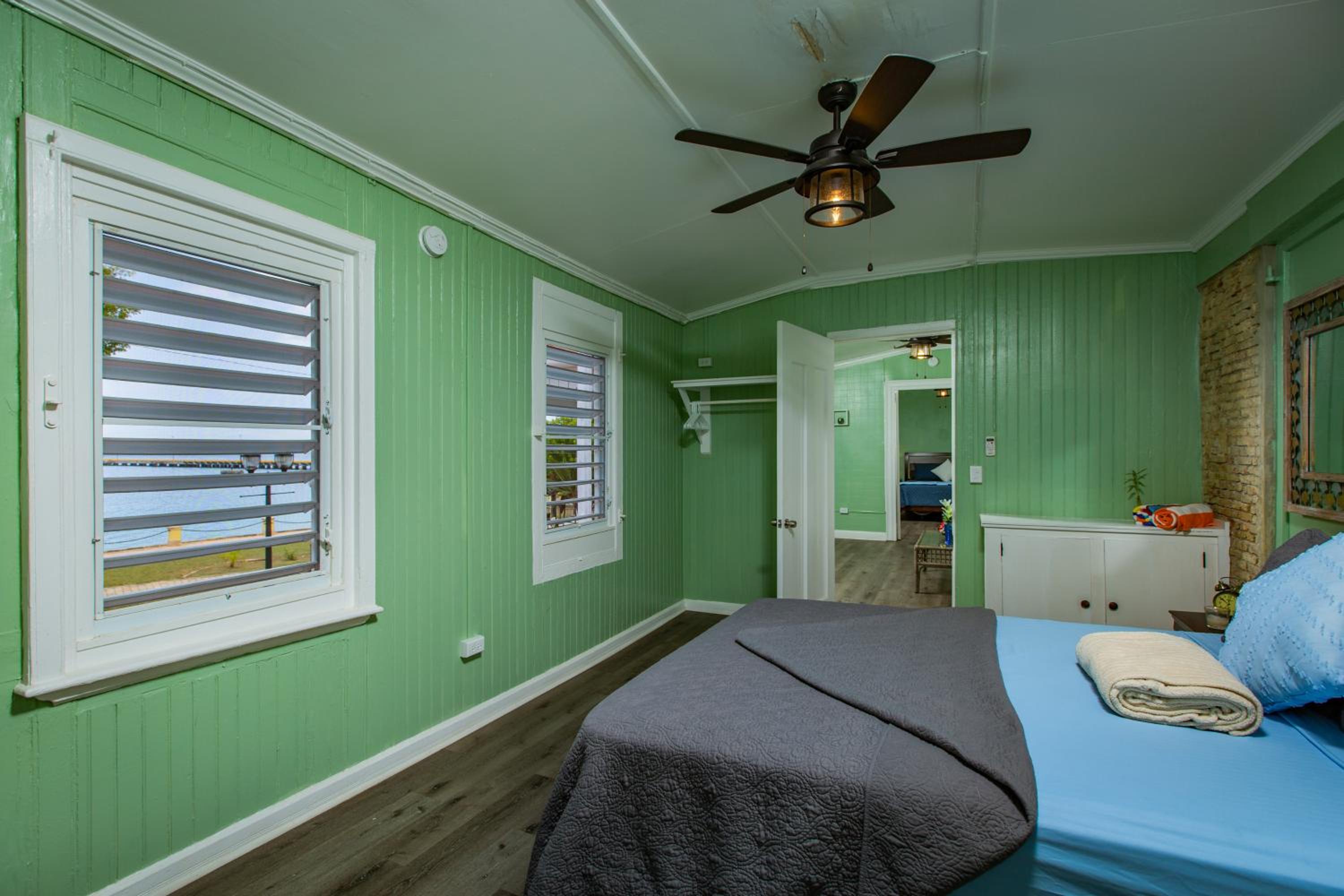 Two-Bedroom Suite - Photo 25