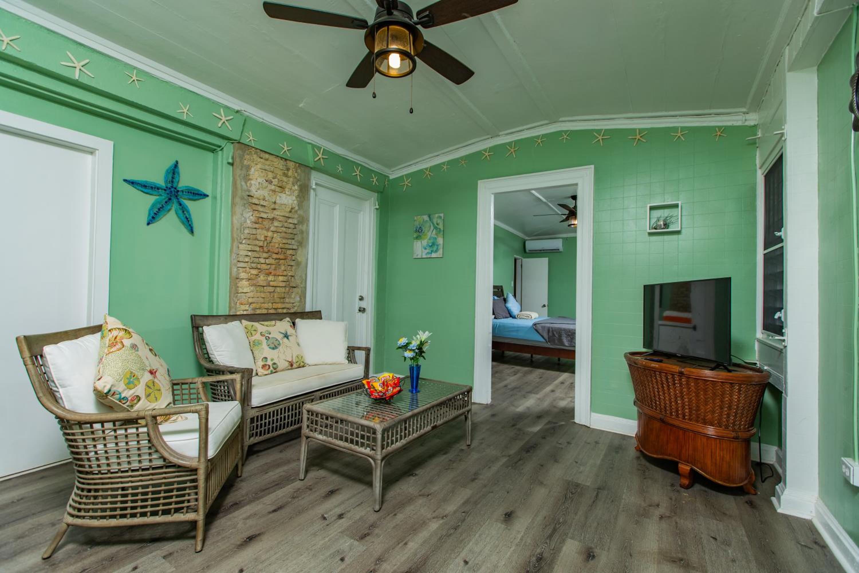 Two-Bedroom Suite - Photo 24