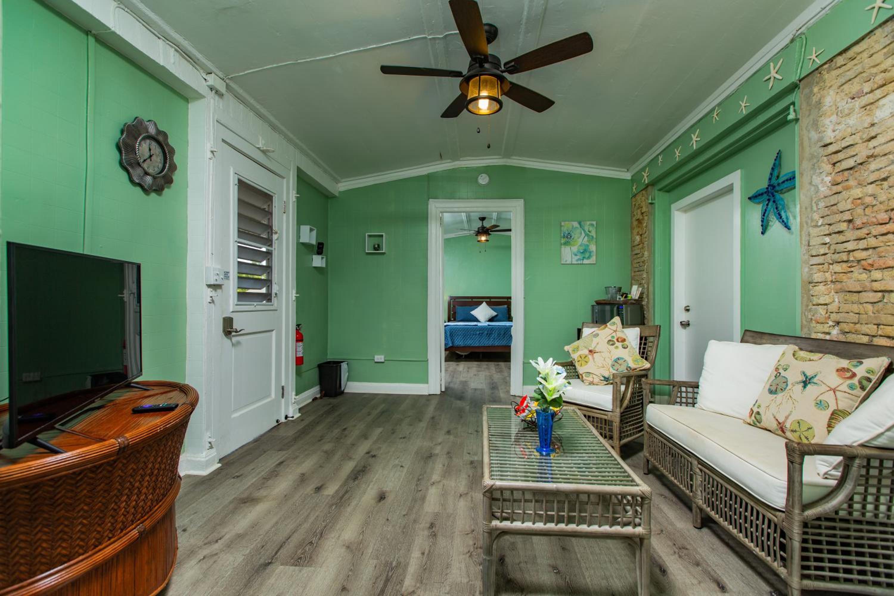 Two-Bedroom Suite - Photo 22