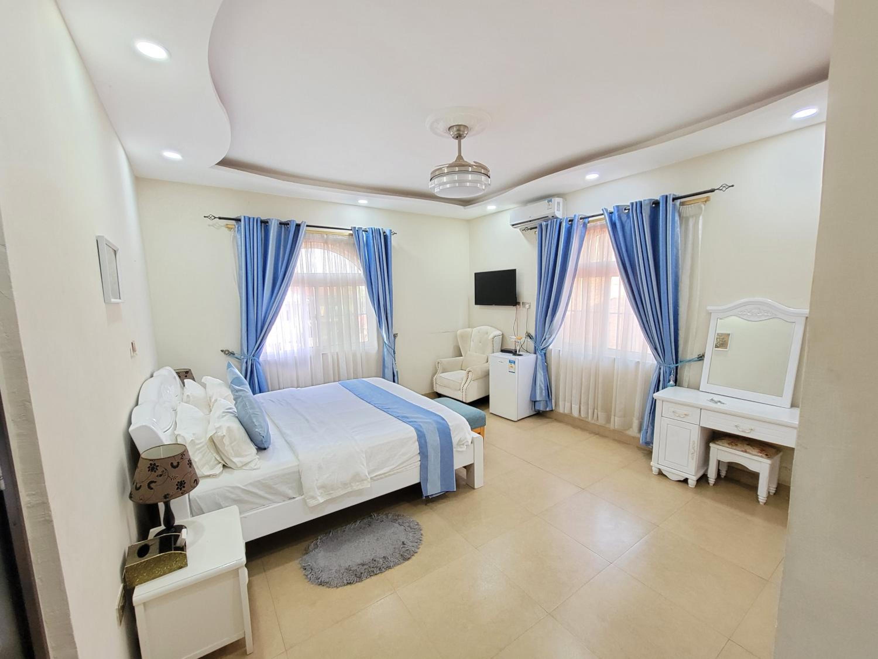 Standard King Room