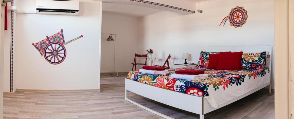 Two-Bedroom Apartment - Photo 1
