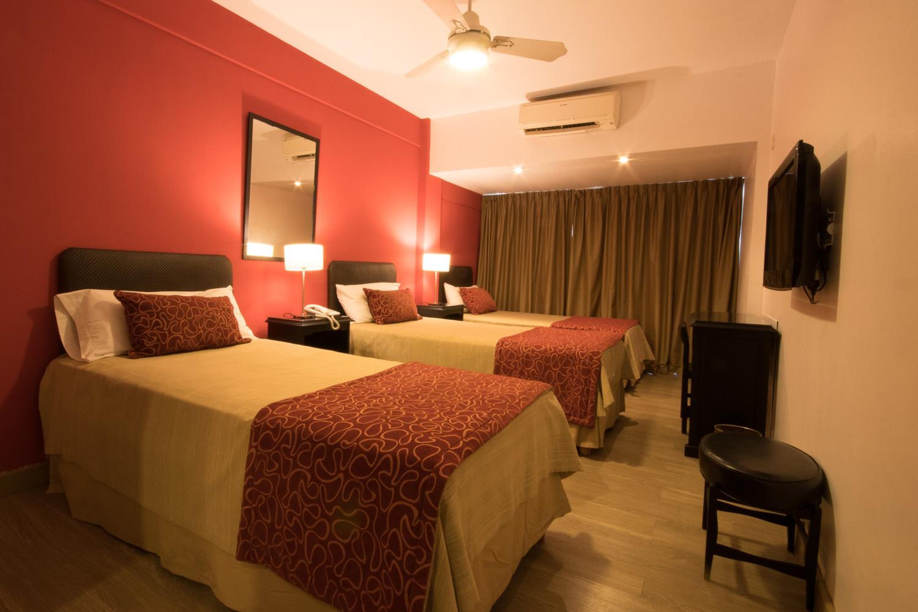 Standard Triple Room photo 2
