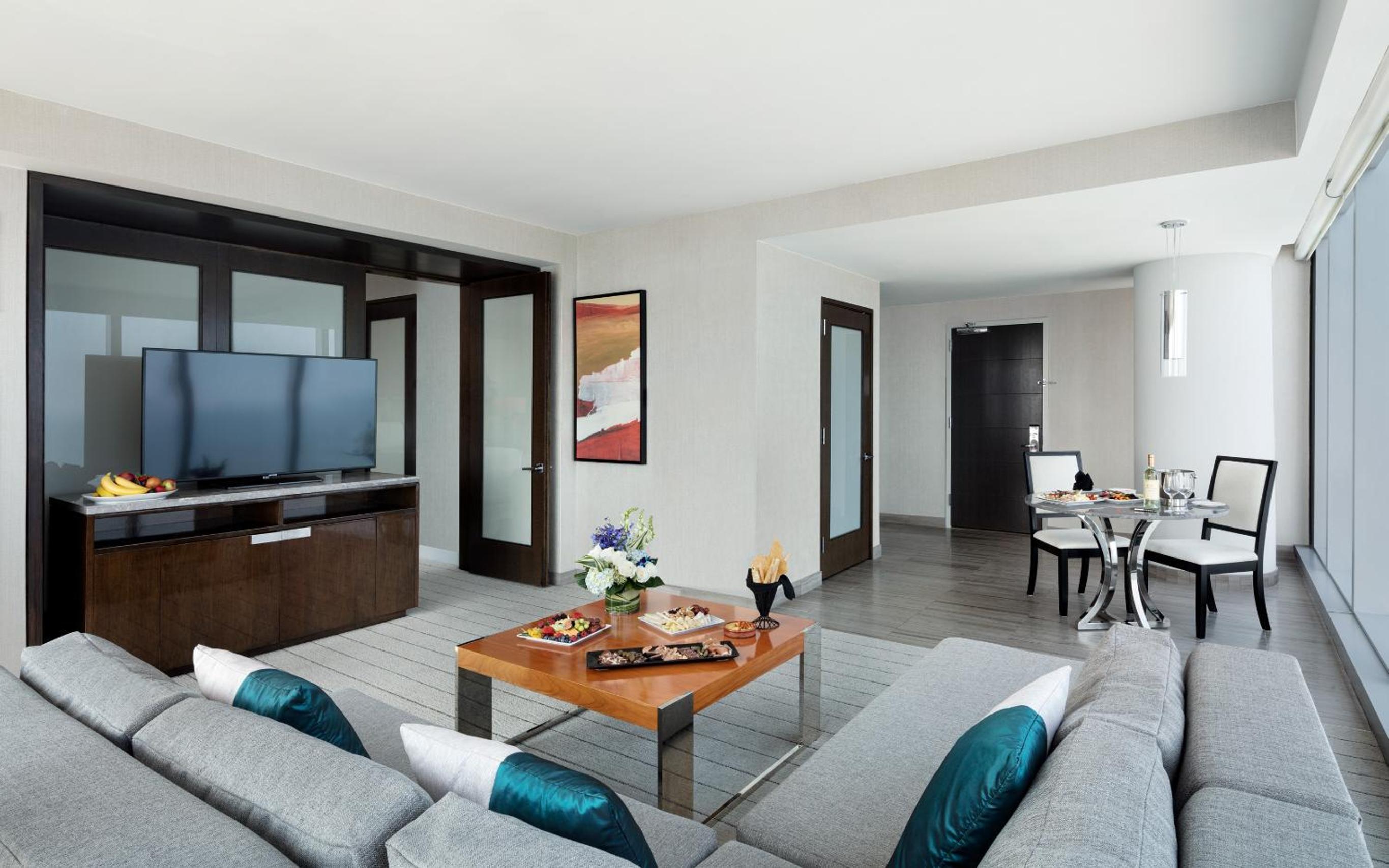 One-Bedroom Suite
