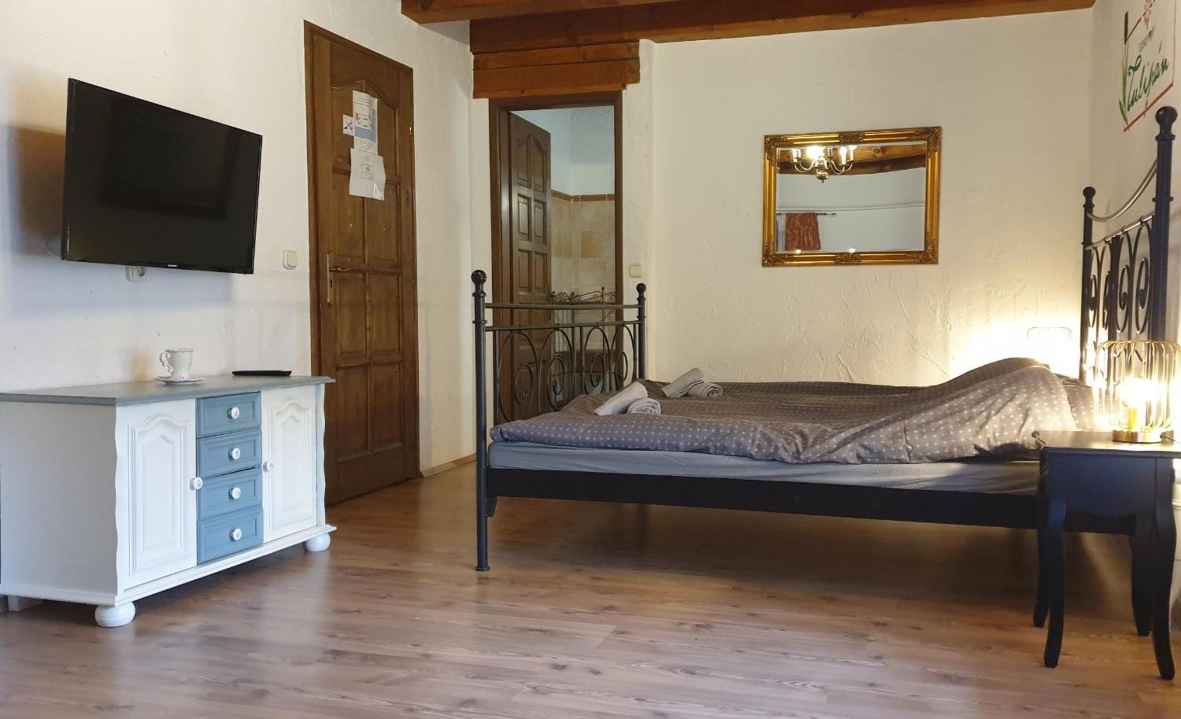 Quadruple Room With Private Bathroom photo 2