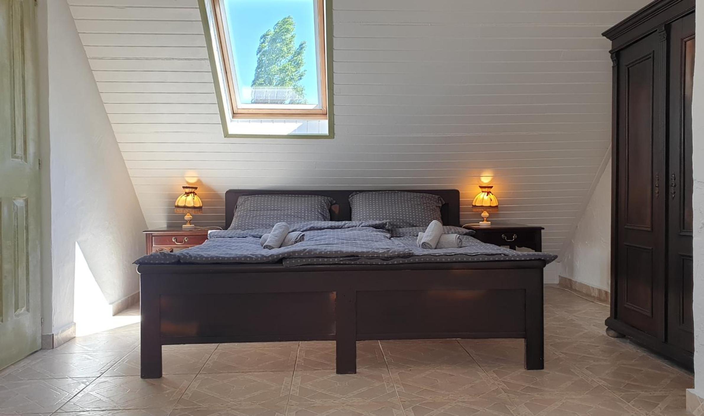 Deluxe Double Room With Extra Bed photo 3