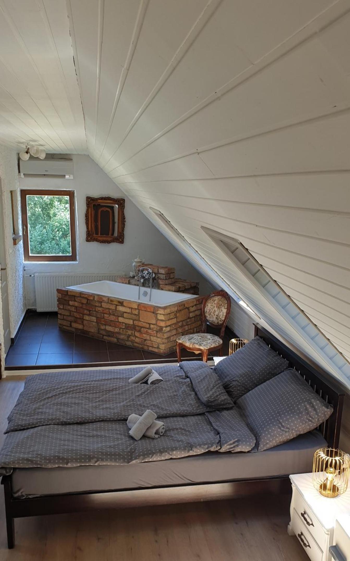 Quadruple Room With Balcony photo 3