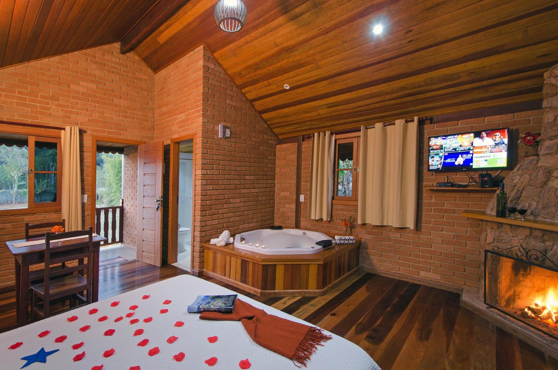 Superior Chalet photo 2