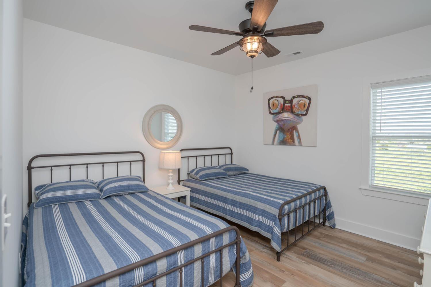 Three-Bedroom House photo 3