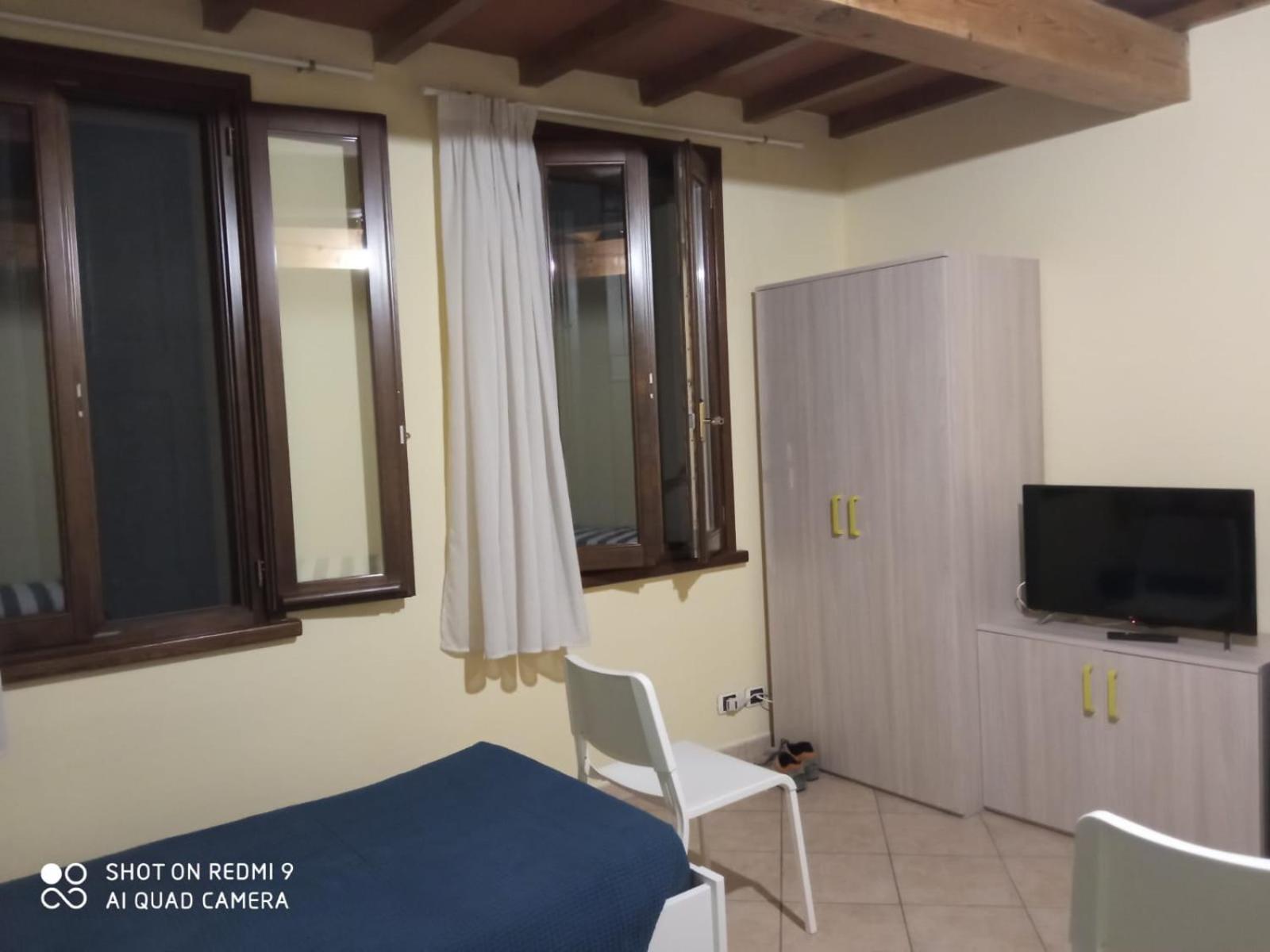Classic Triple Room photo 2