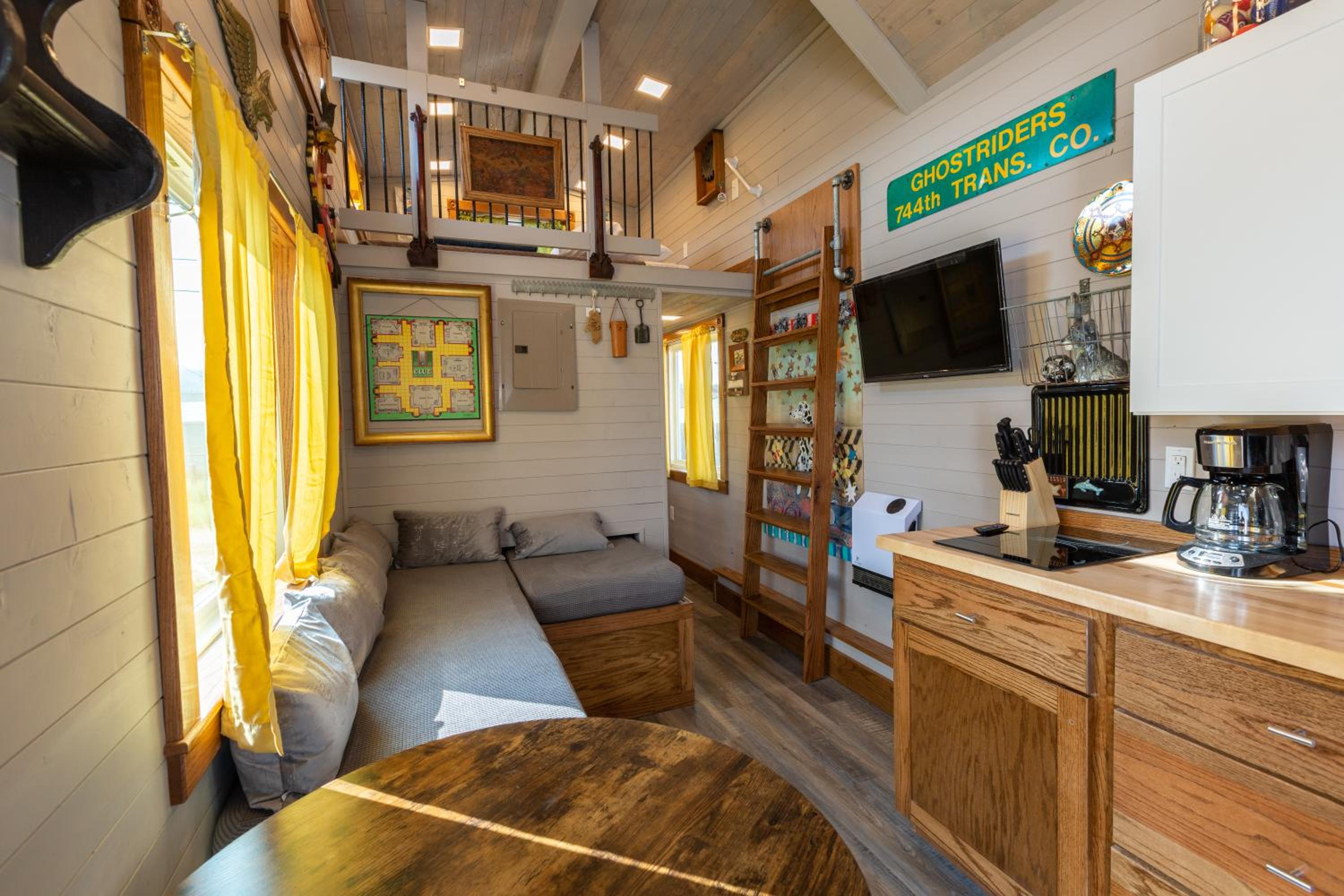 Tiny House Oakley photo 1