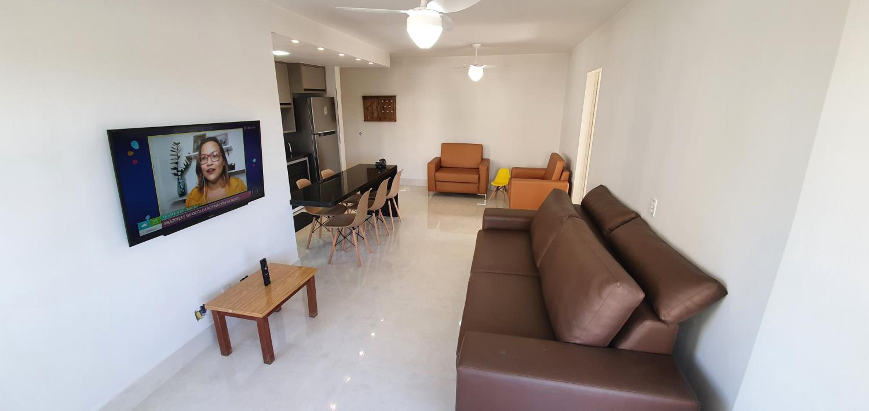 Apartment with Balcony photo 2