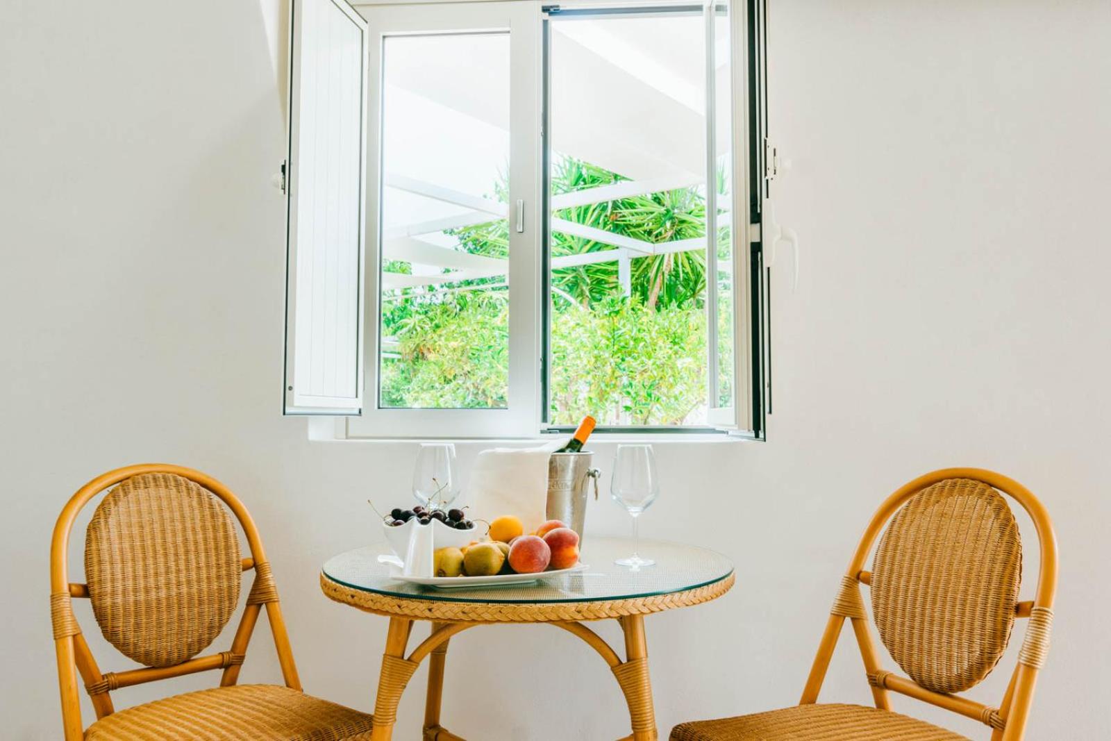 Deluxe Bungalow - Photo 3