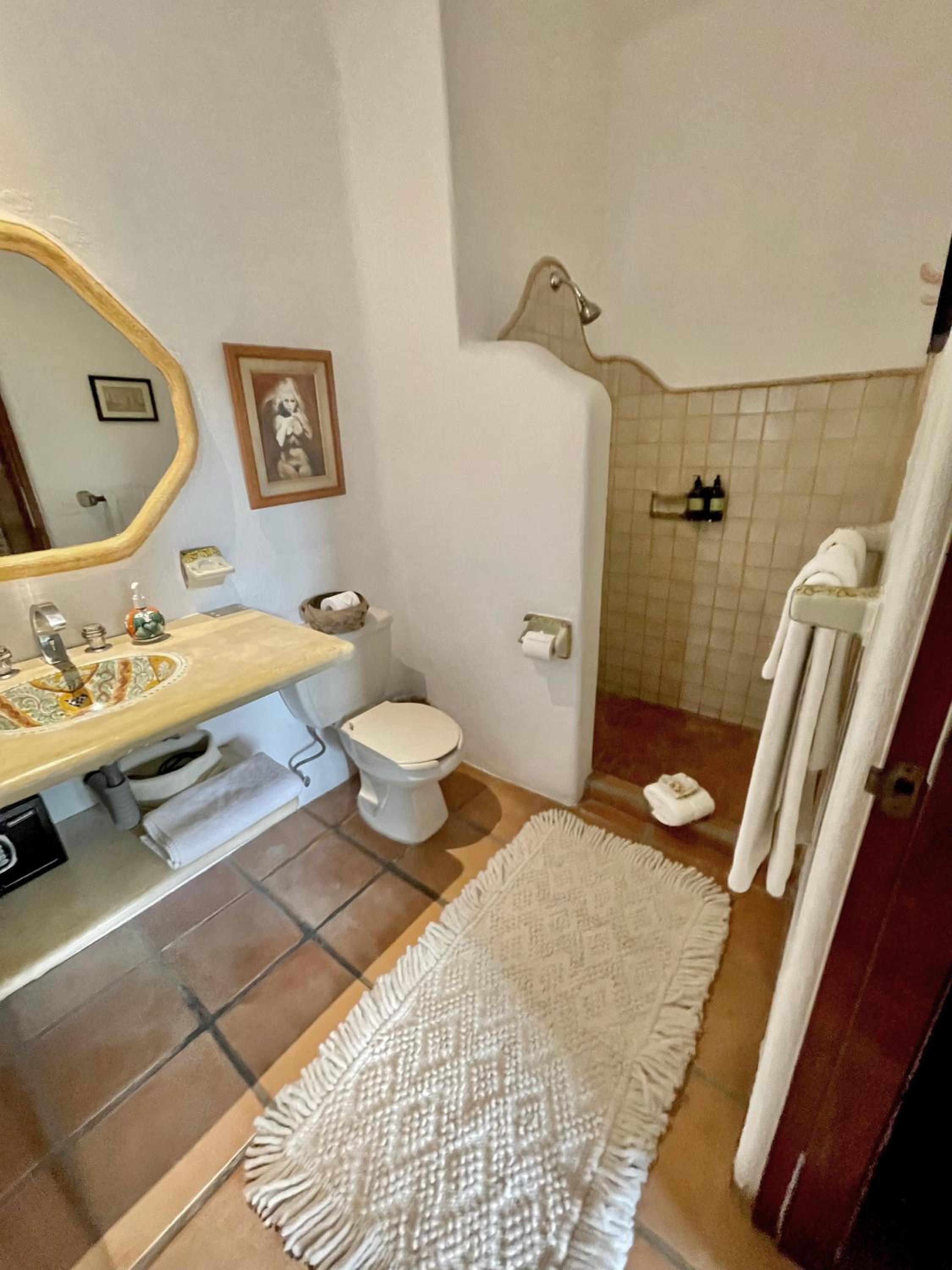 Classic Triple Room - Photo 2