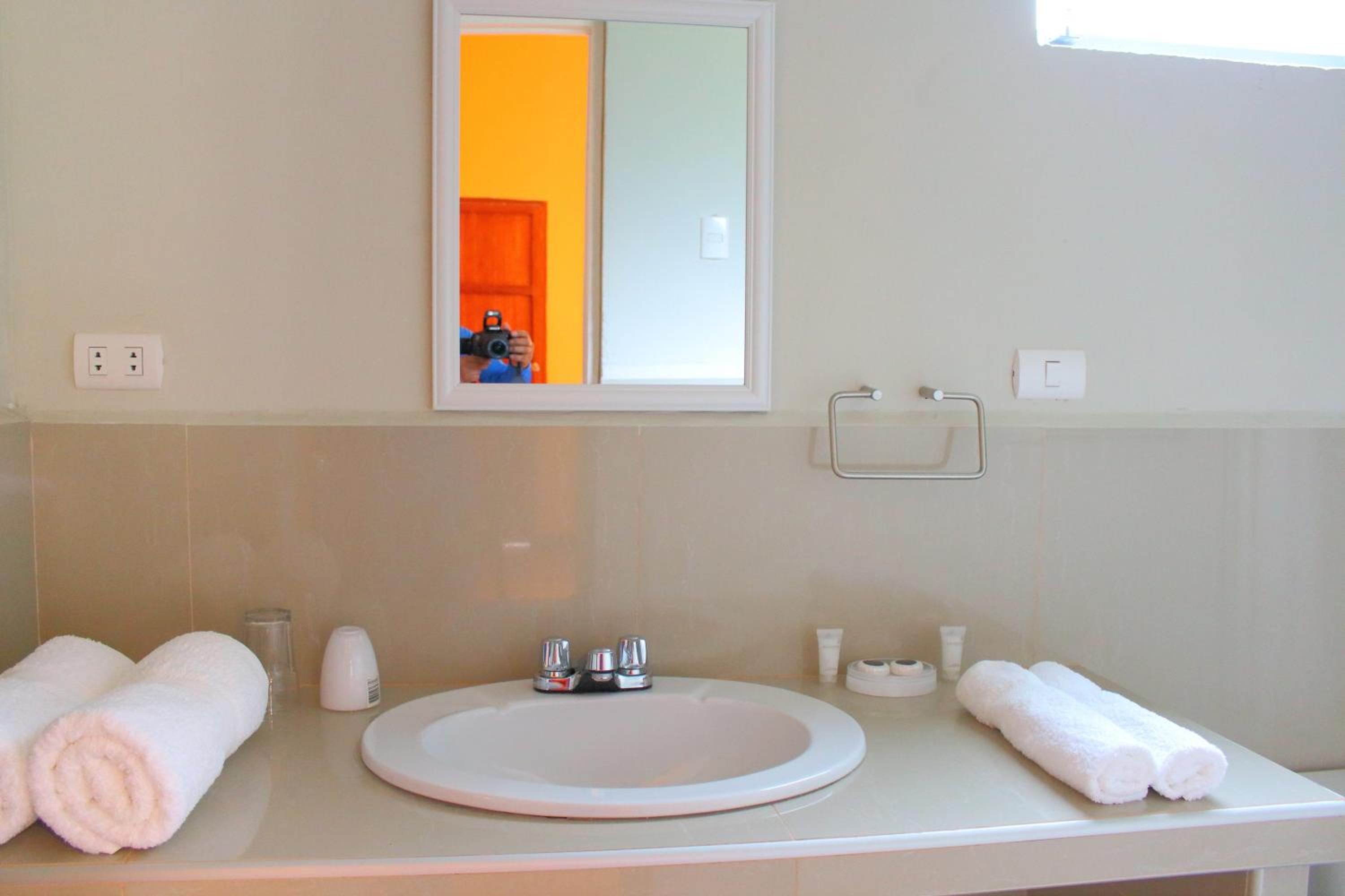 Single Room photo 3