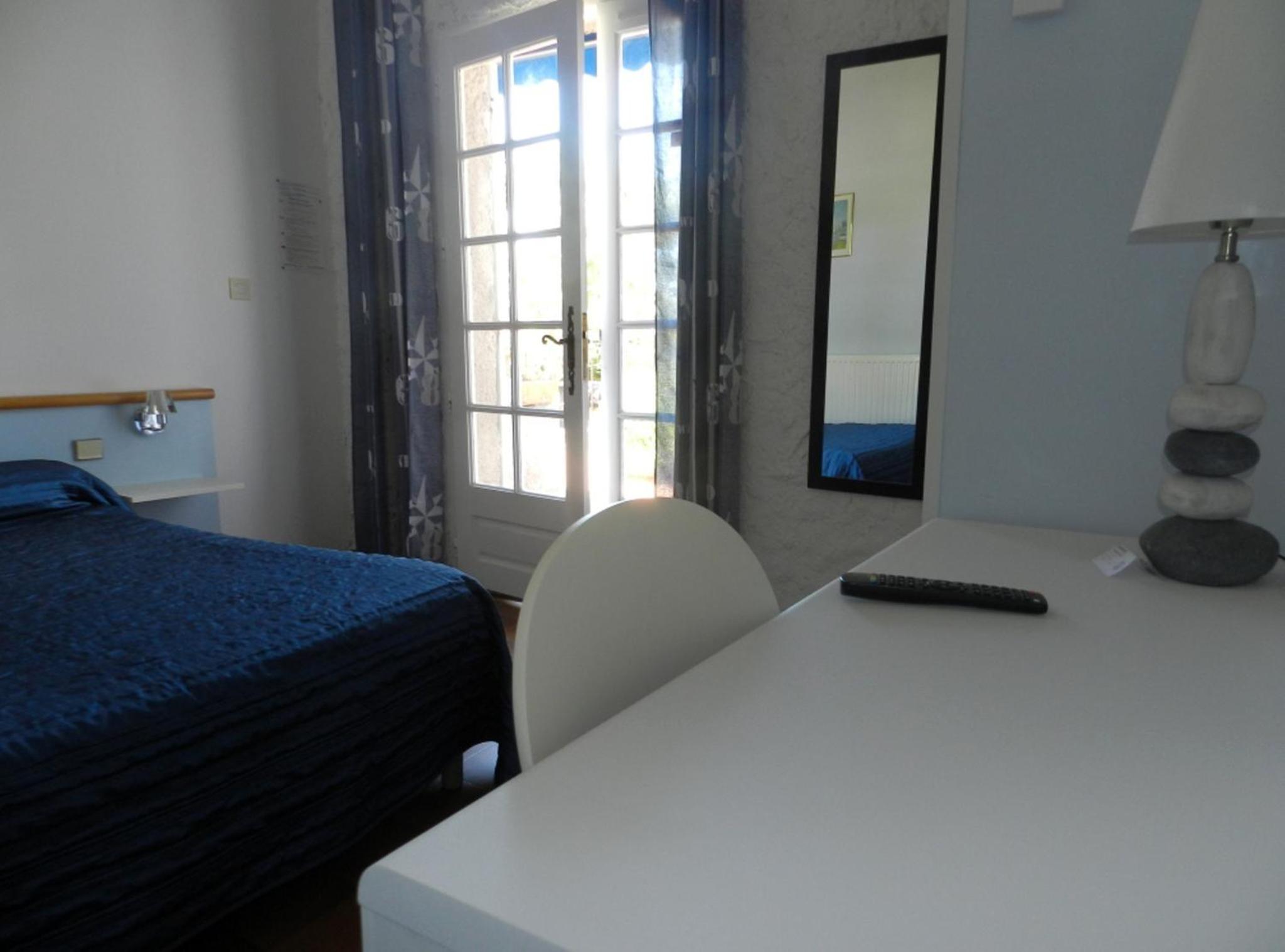 Double Room with Garden View photo 3
