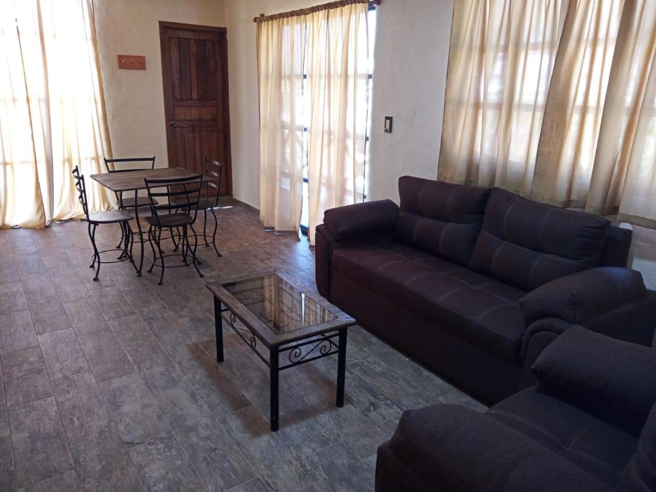 Family Room photo 3
