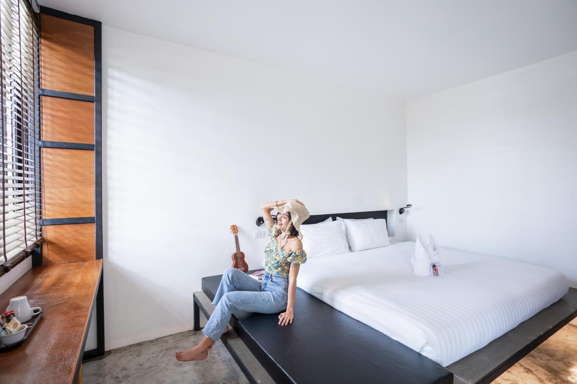 Deluxe King Room photo 3