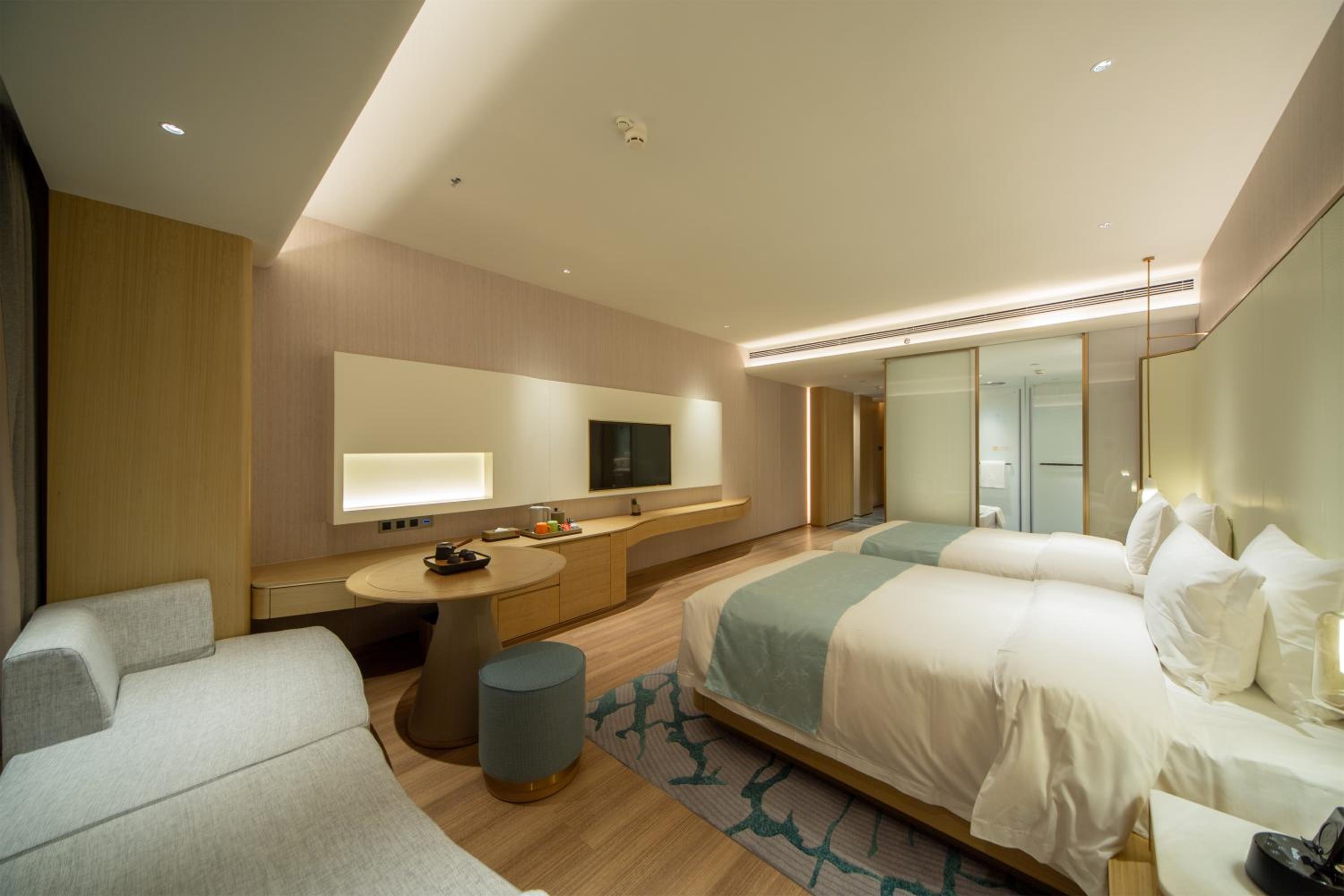 Superior Twin Room with Garden View photo 2